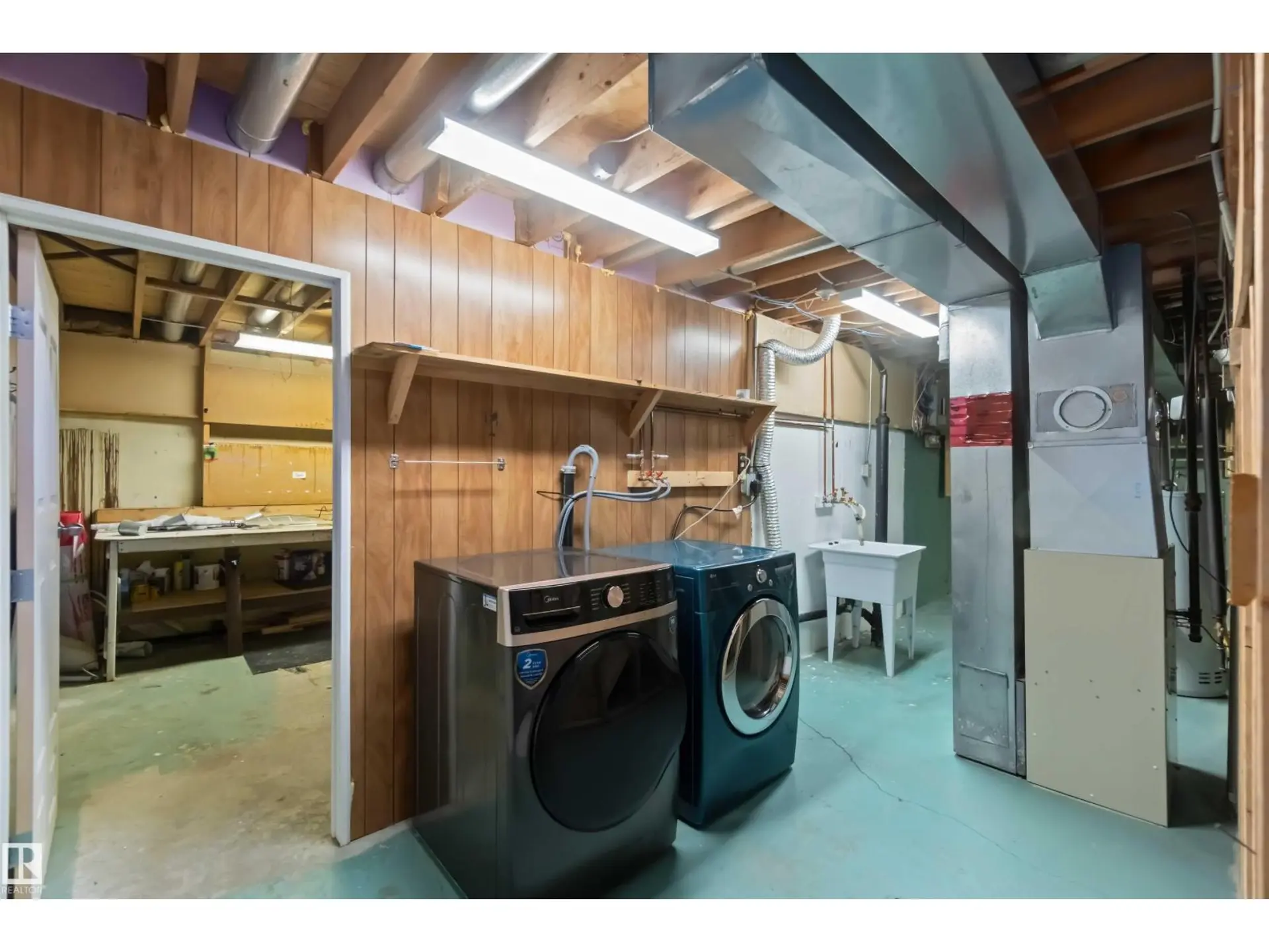 7026 Millwoods RD NW - Image 14
