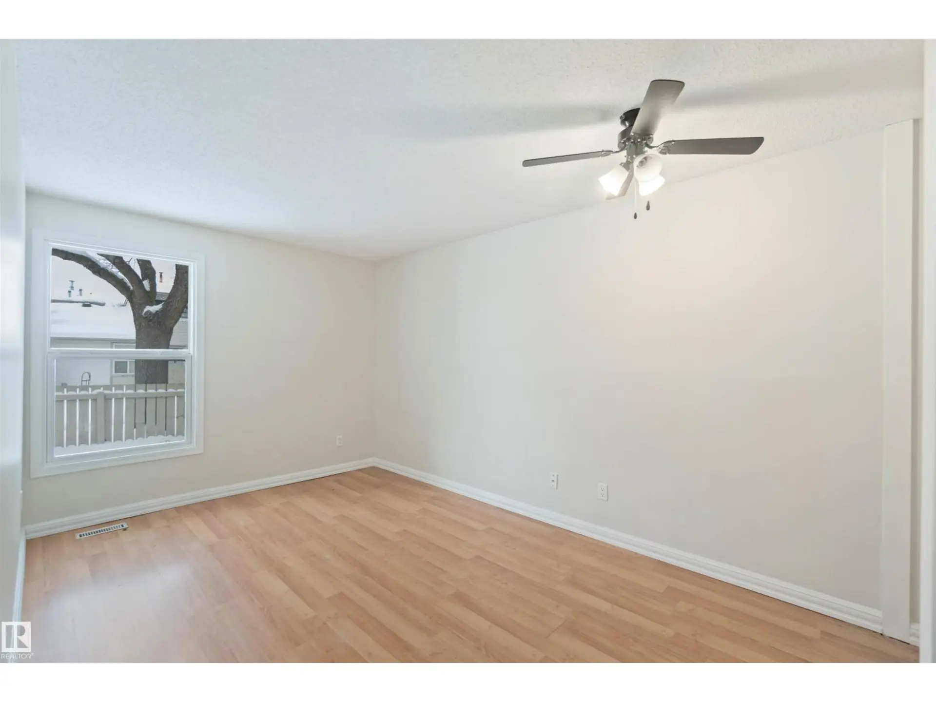 7026 Millwoods RD NW - Image 9