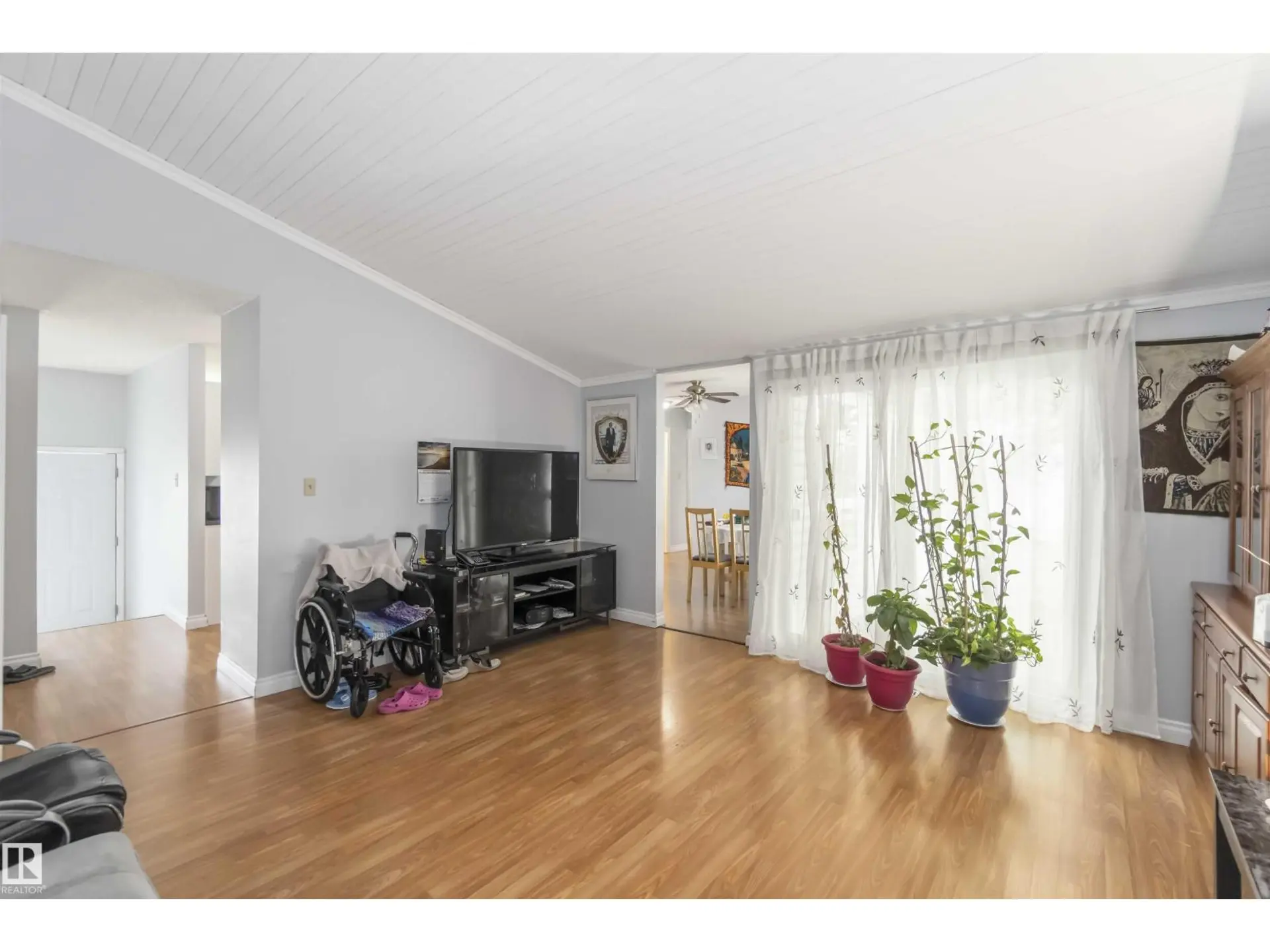 [private address] - Image 4