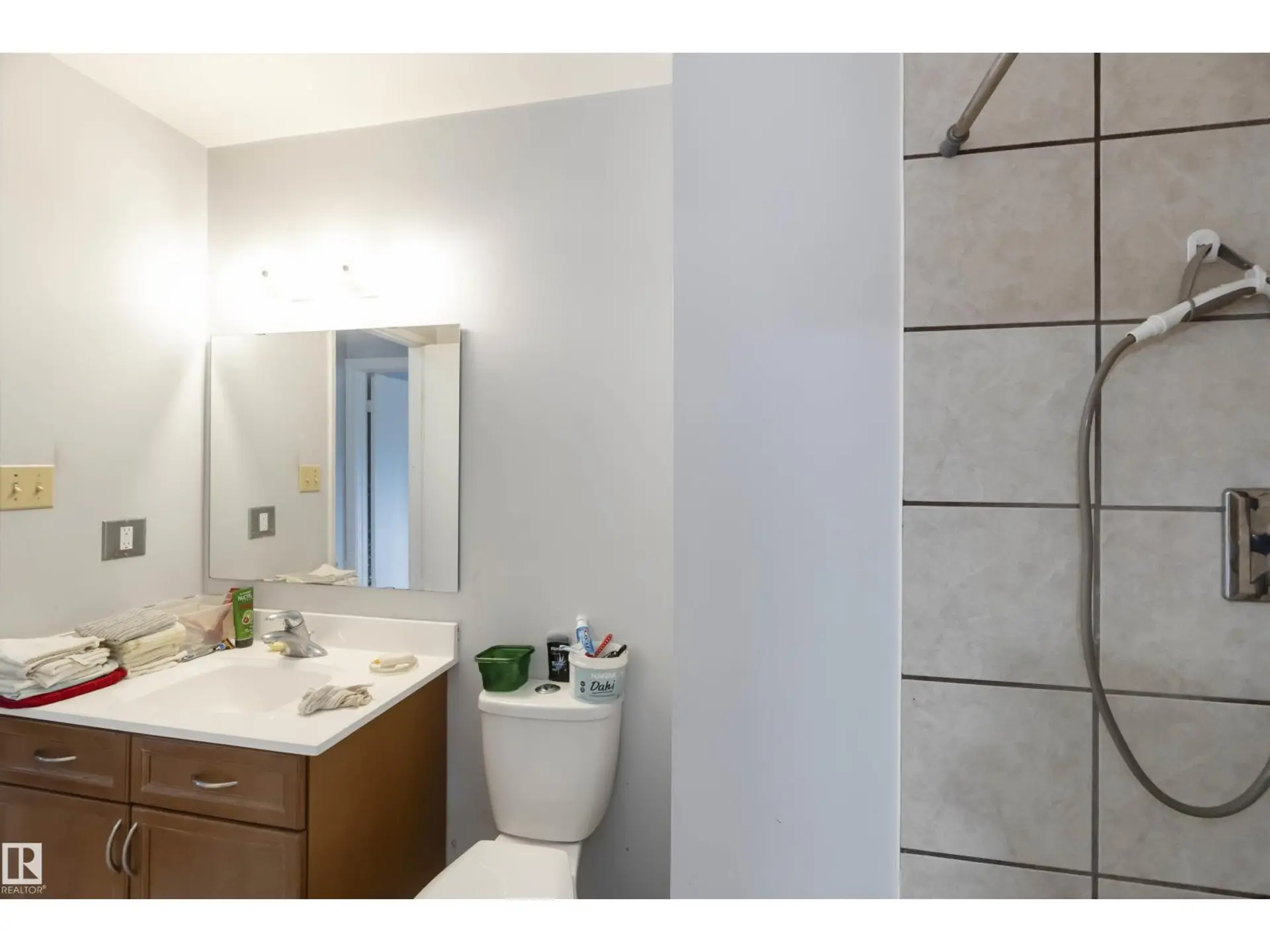 [private address] - Image 7