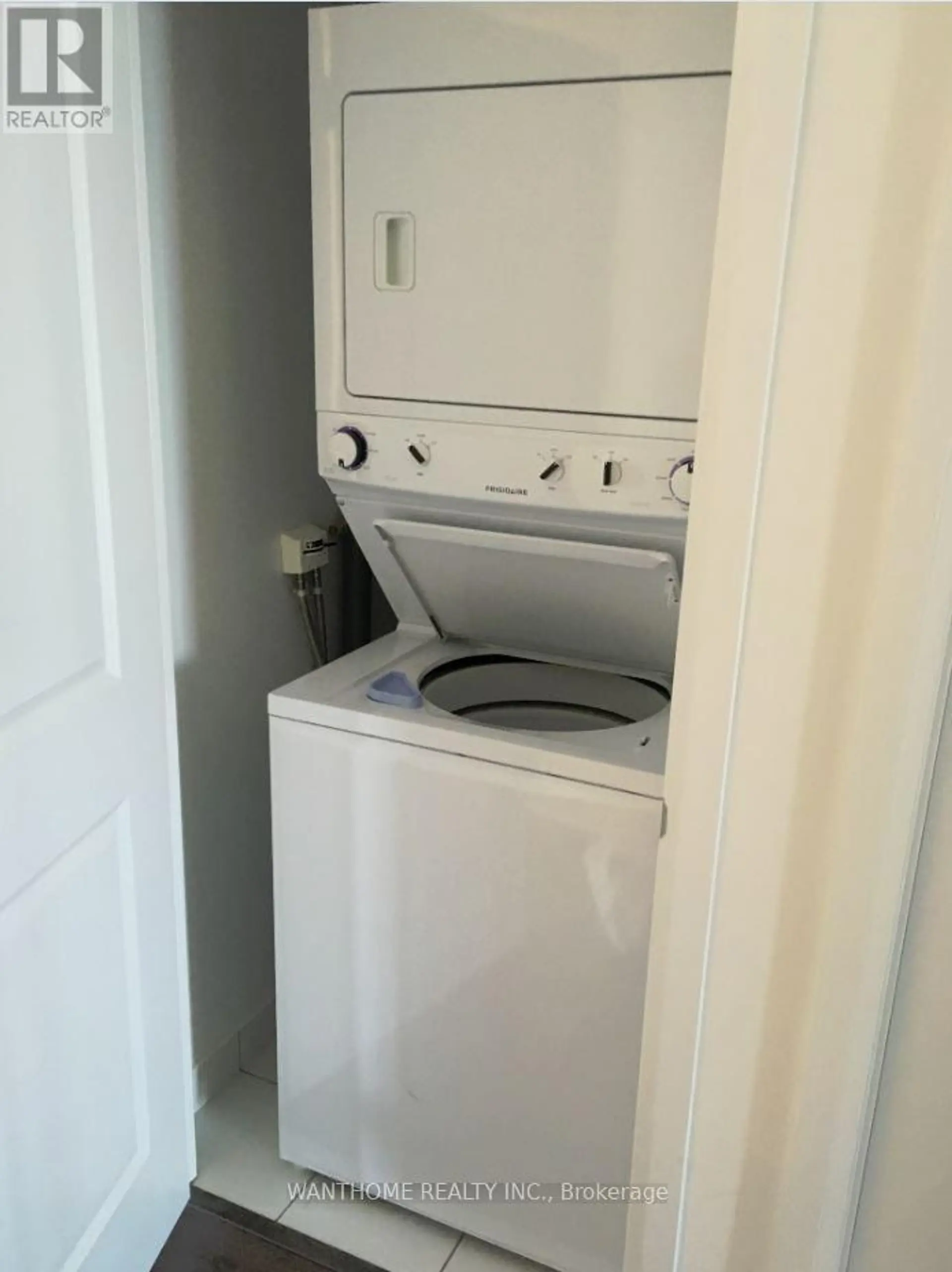 #1603 55 ONEIDA CRESCENT - Image 12