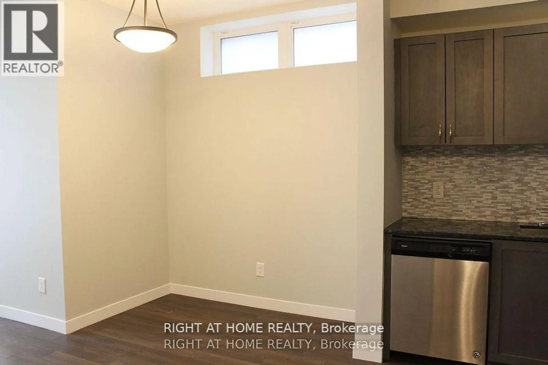 #17 6 BICKNELL AVENUE - Image 10