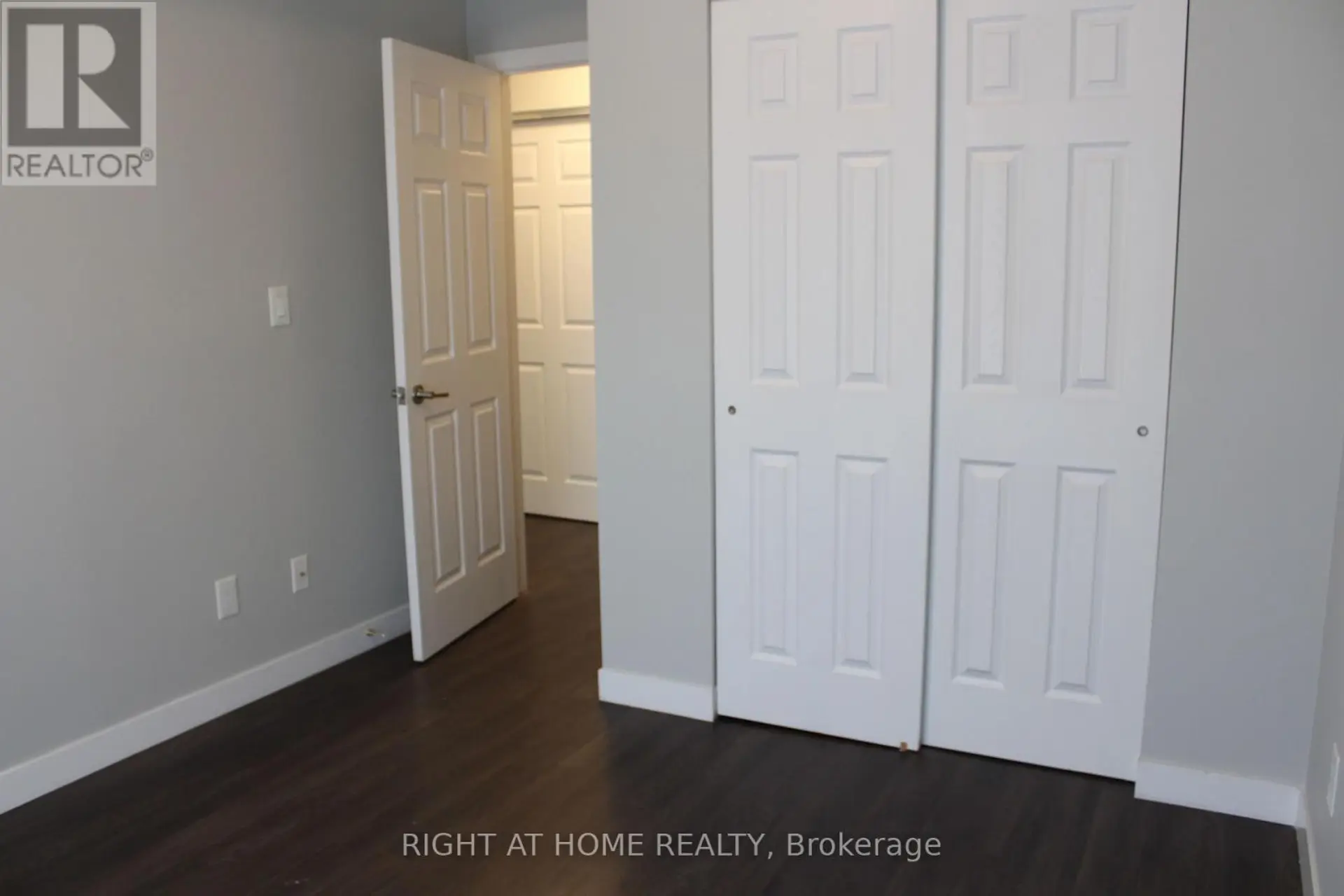 #17 6 BICKNELL AVENUE - Image 7