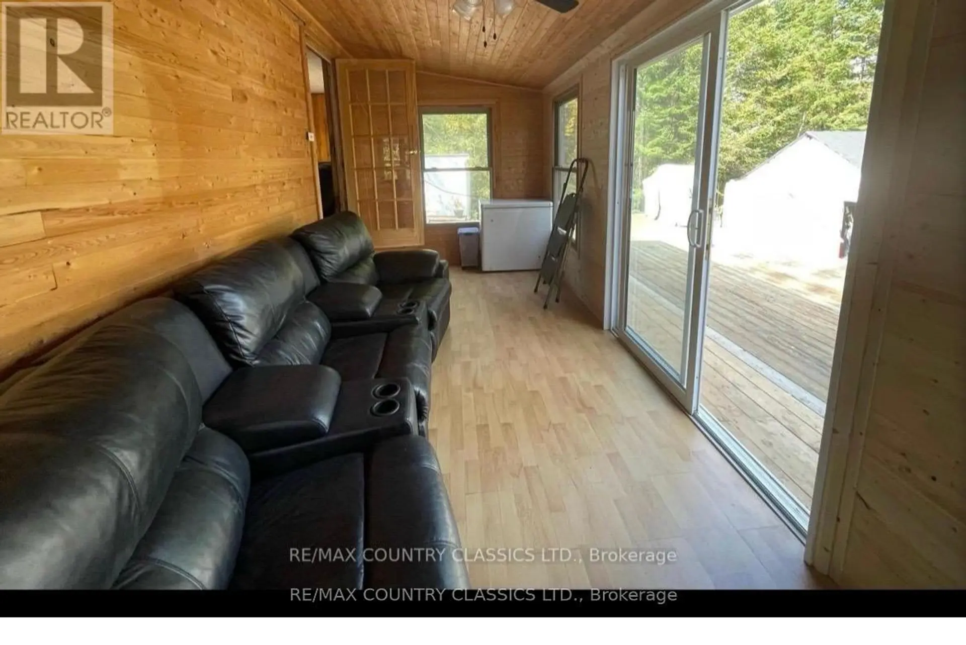 343 GLORY ROAD - Image 9