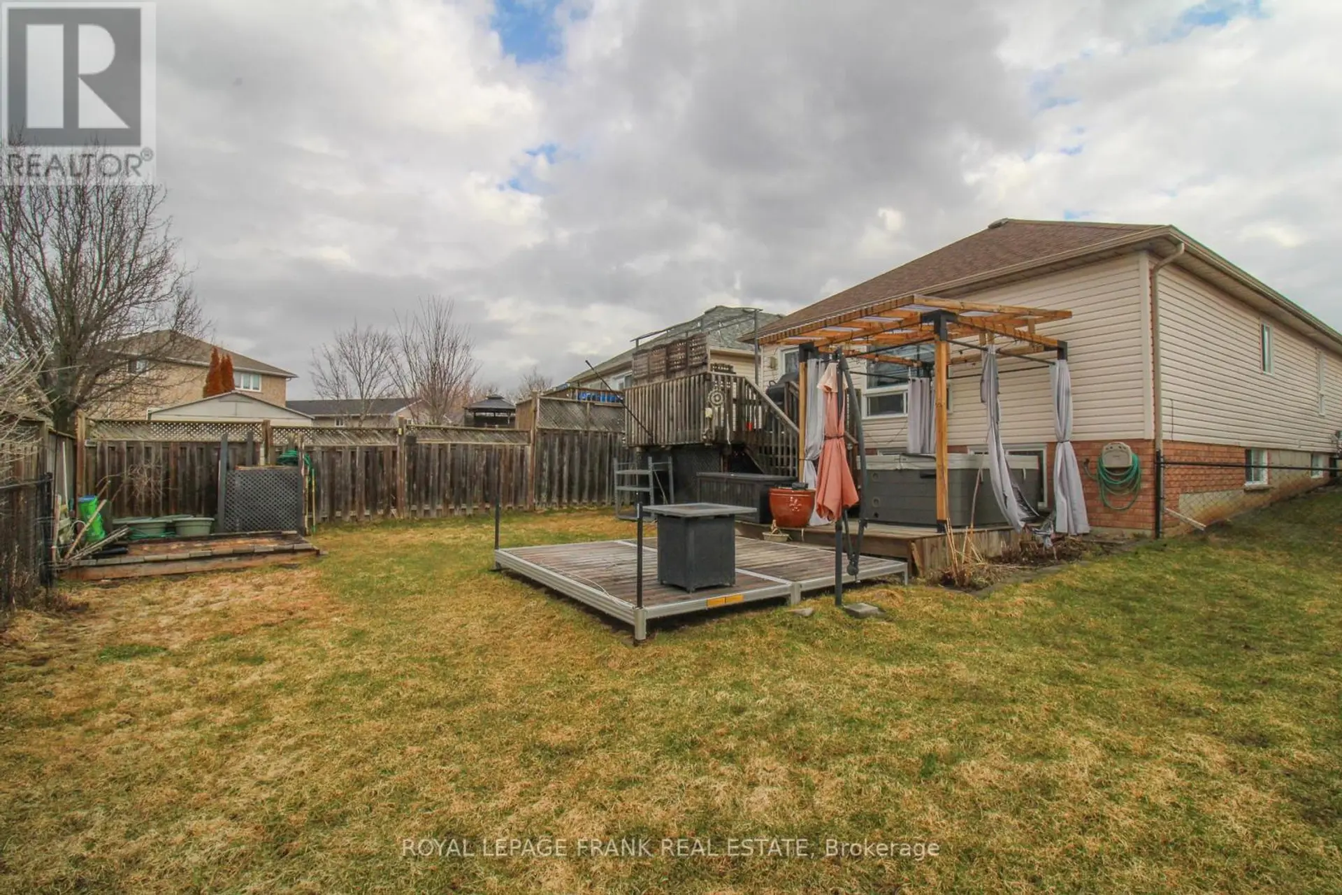 416 ABOUND CRESCENT - Image 14
