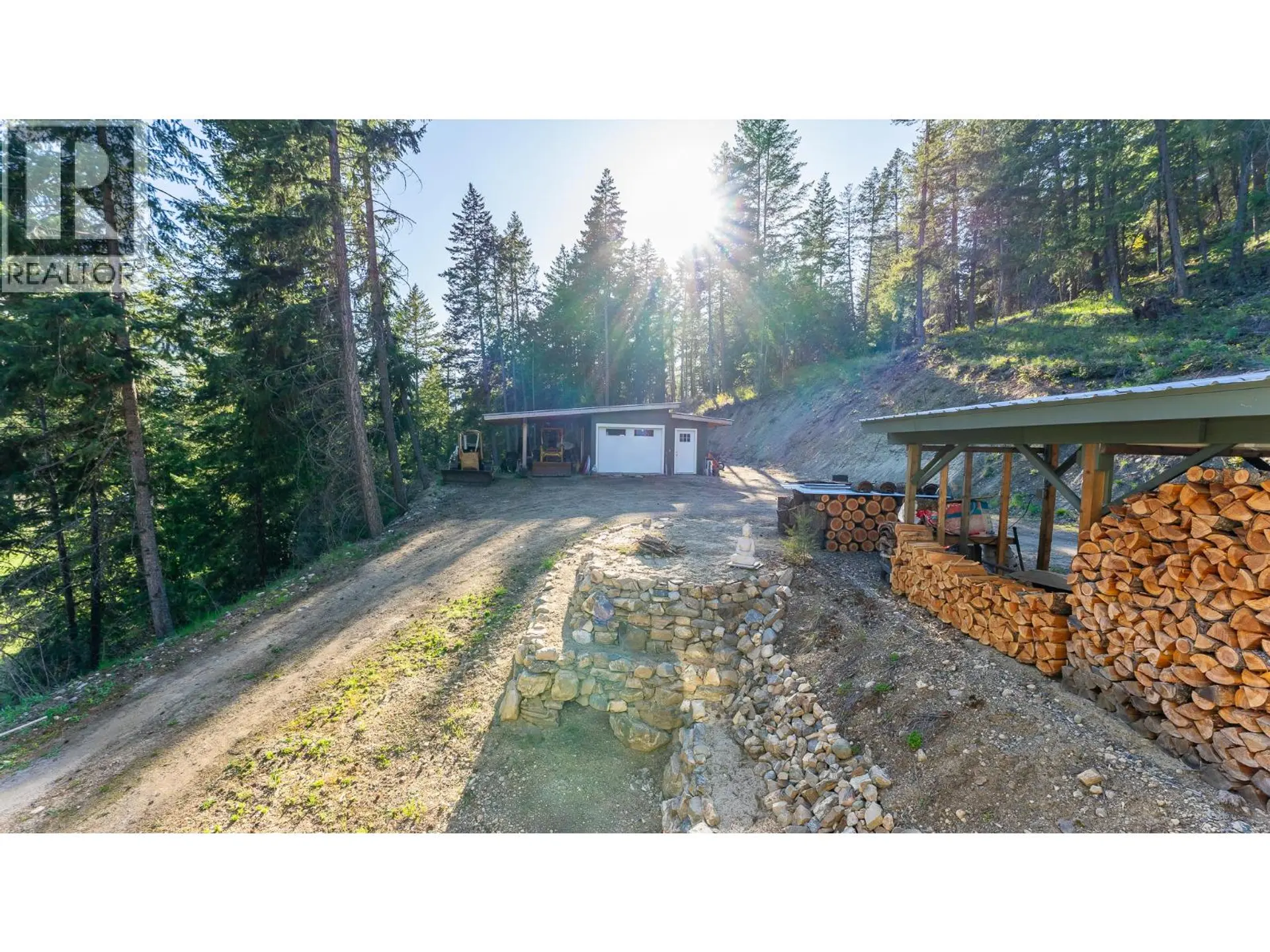1771 Skimikin Road - Image 11