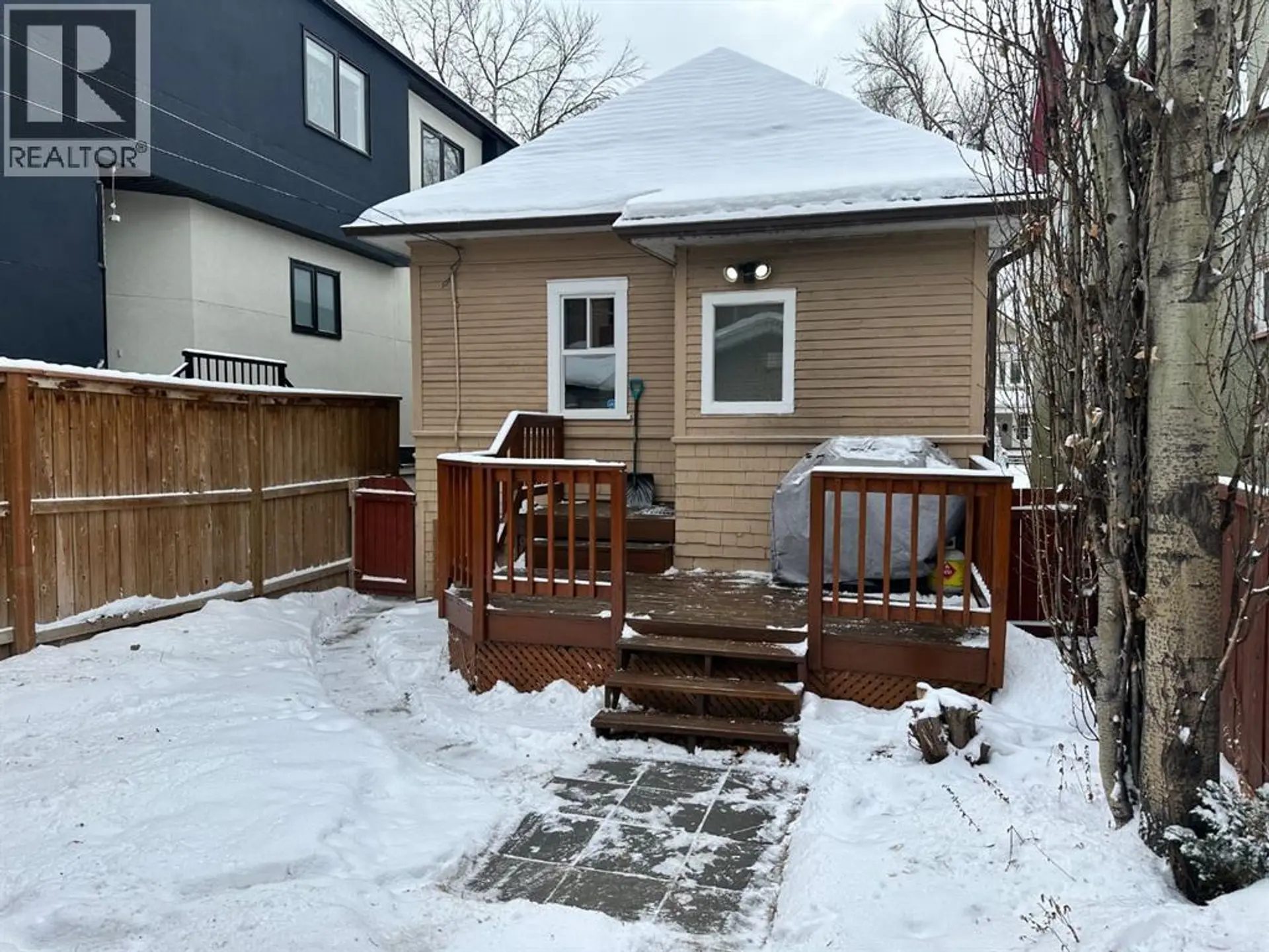 334 3 Avenue NE - Image 14
