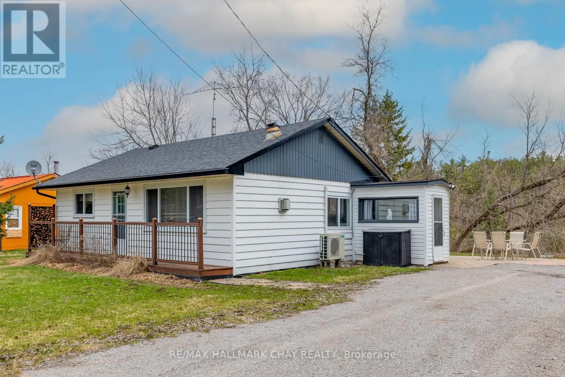 6 DICKSON STREET - Image 2