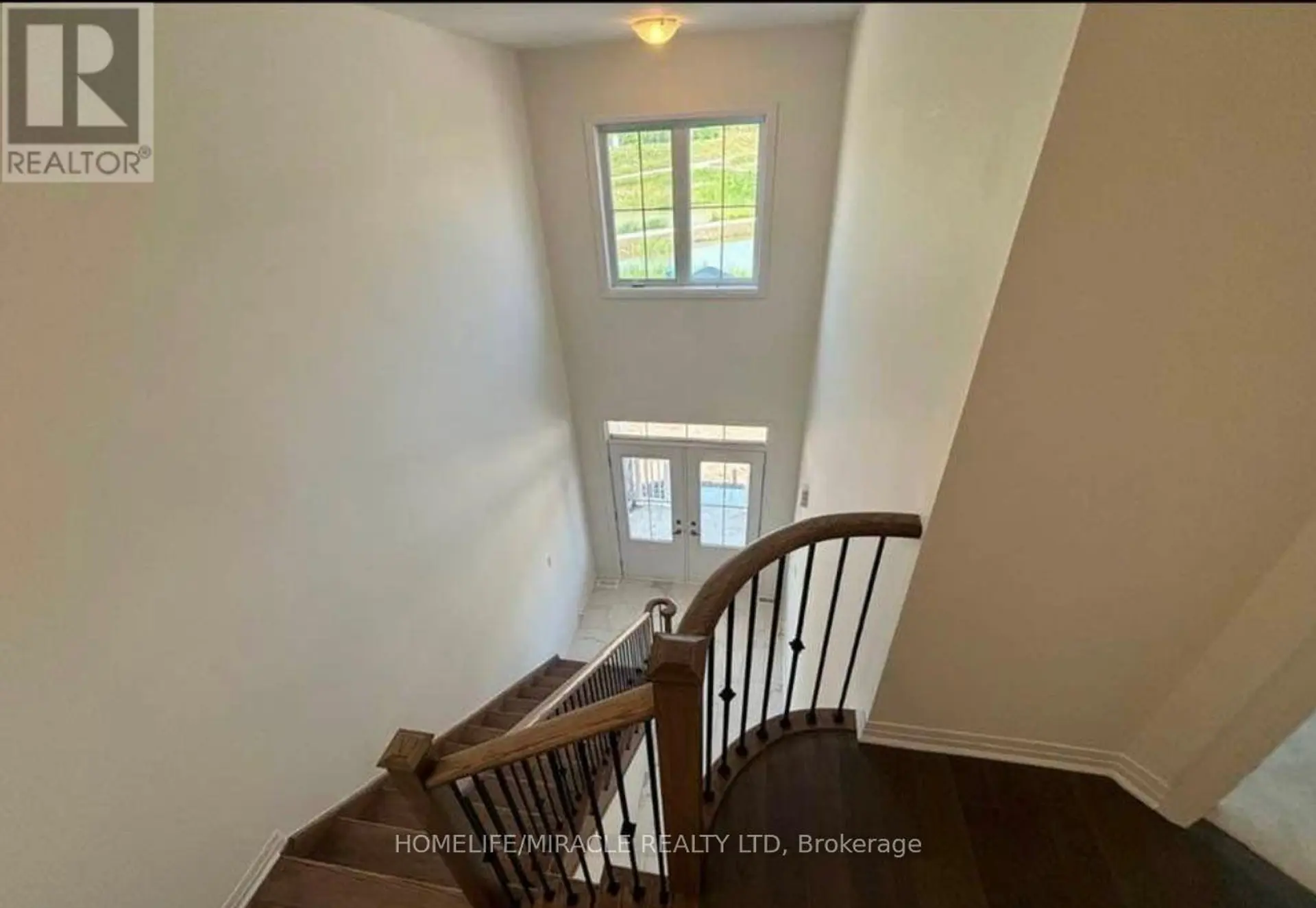 36 PORT CRESCENT - Image 6