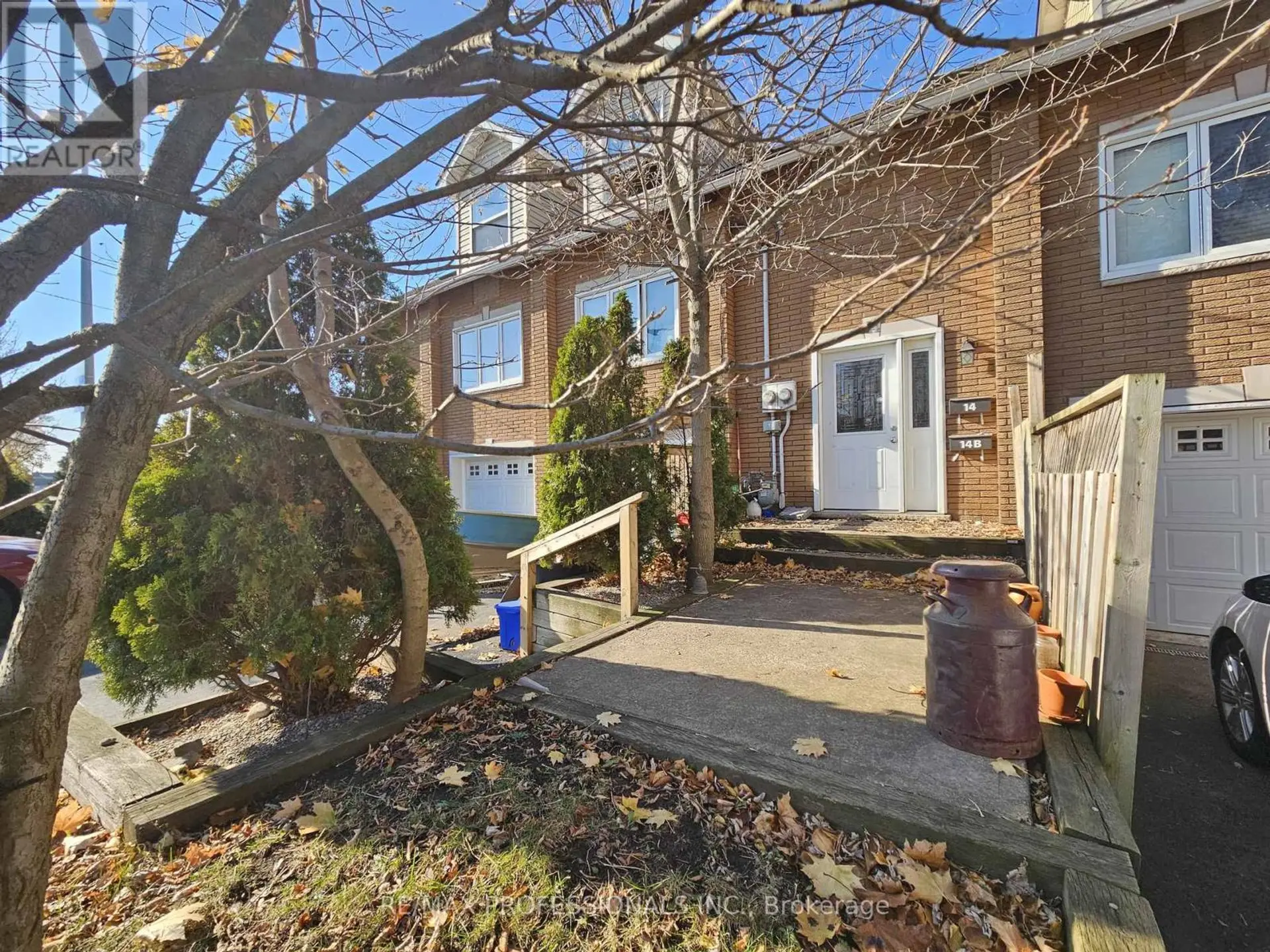 14 ERIE STREET - Image 1