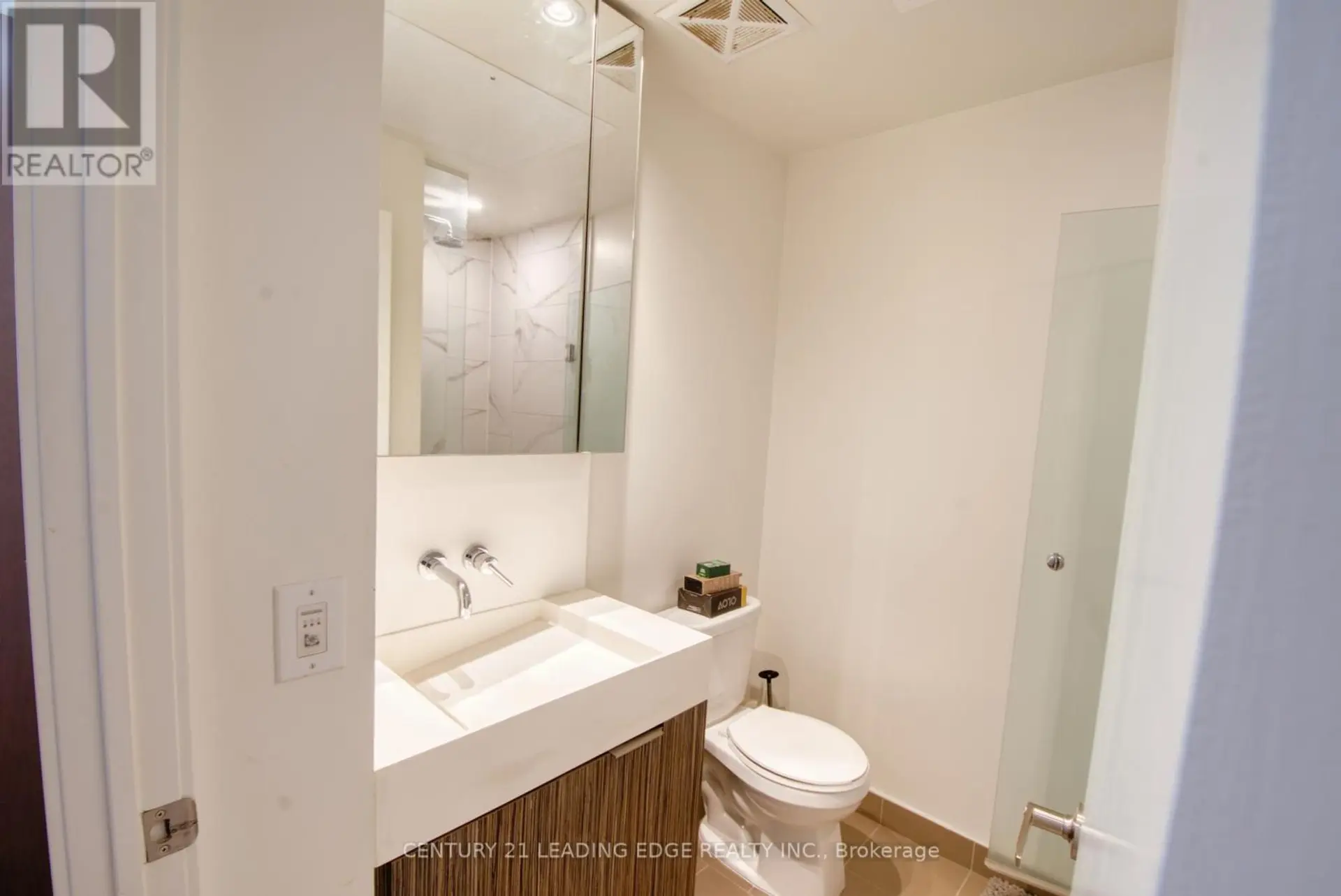 #2406 20 RICHARDSON STREET - Image 8