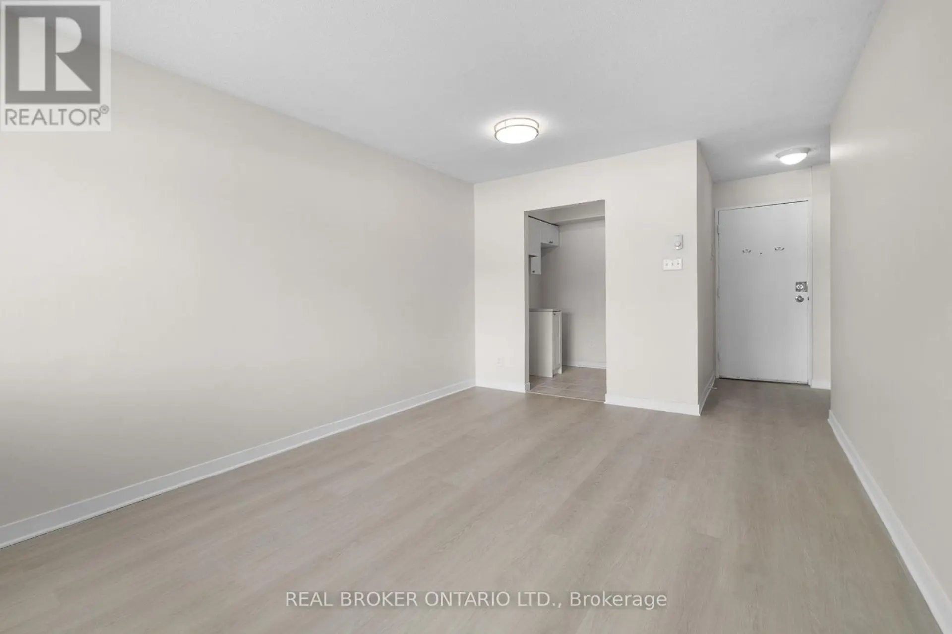 #103C 2041 ARROWSMITH DRIVE - Image 5