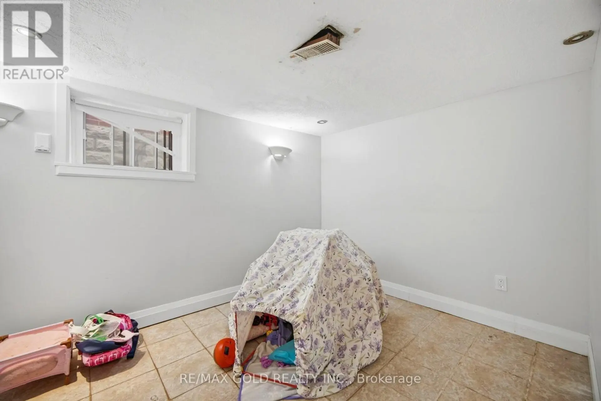 27 AILEEN AVENUE - Image 15