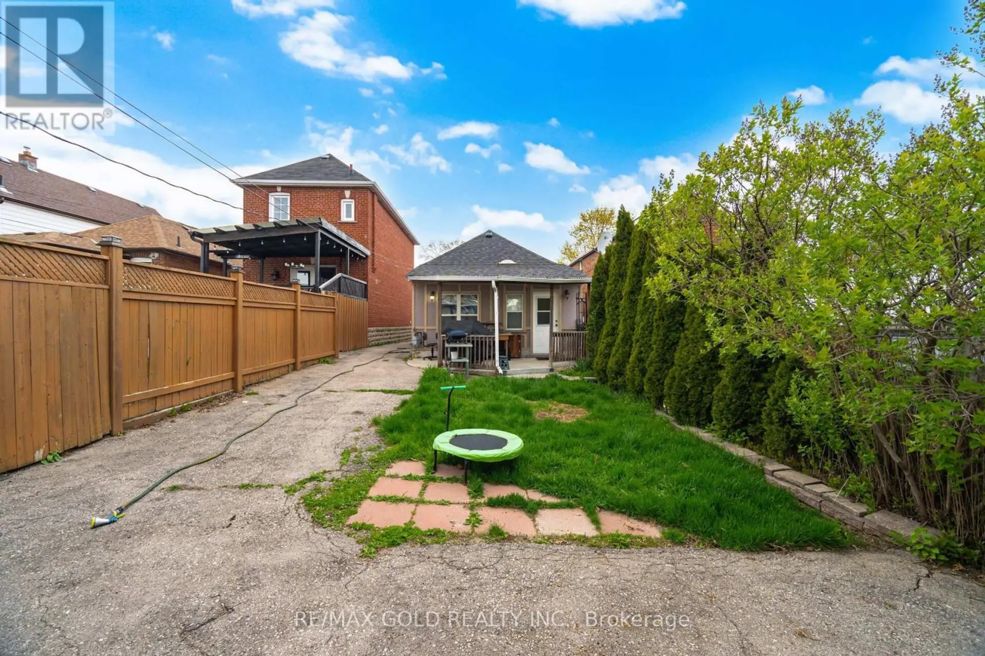 27 AILEEN AVENUE - Image 19