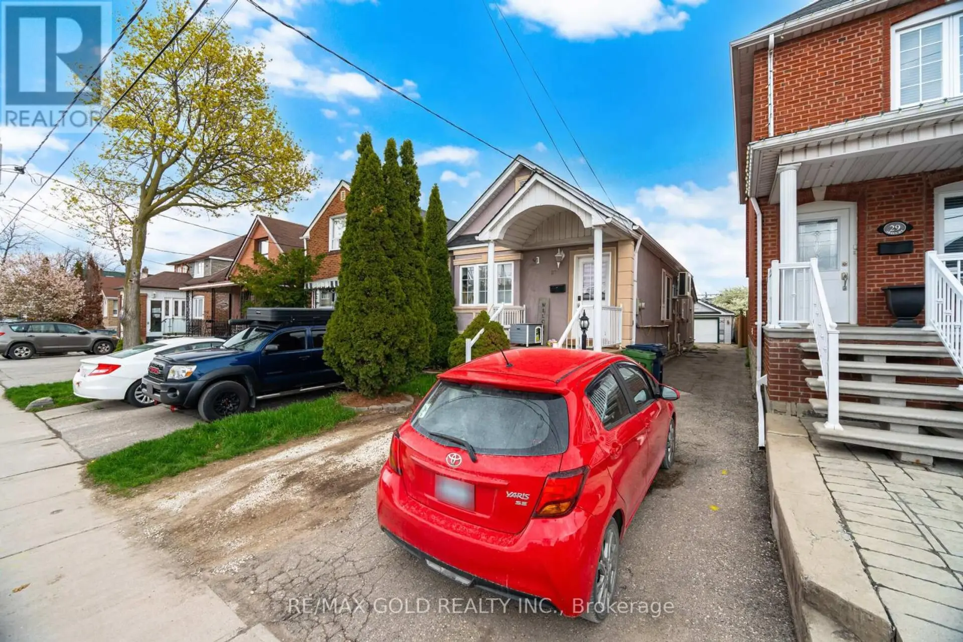 27 AILEEN AVENUE - Image 3