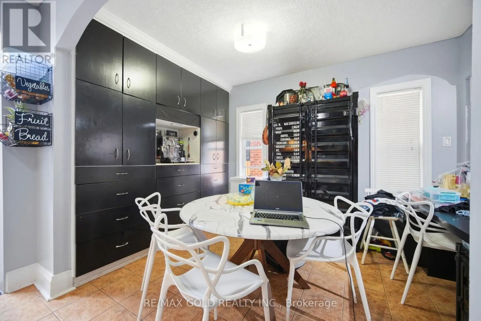 27 AILEEN AVENUE - Image 8