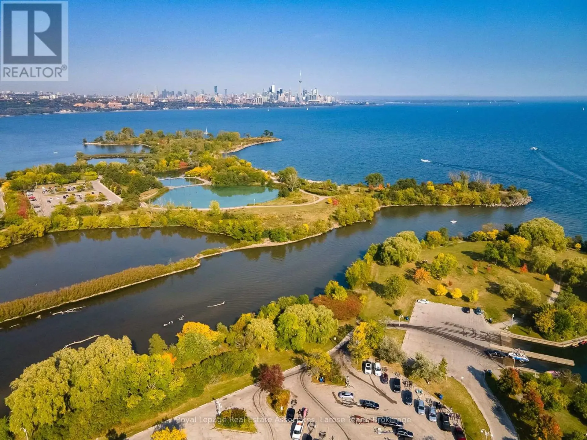 #1607 3 MARINE PARADE DRIVE - Image 18