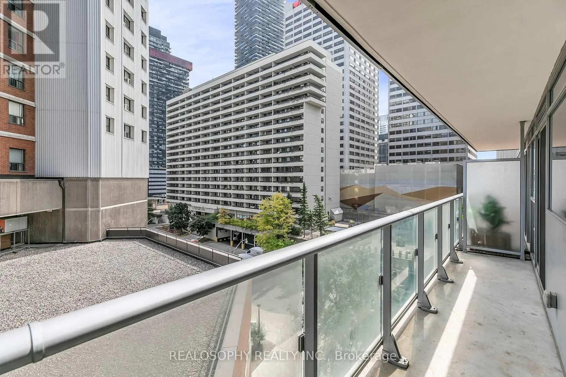 #506 58 ORCHARD VIEW BOULEVARD - Image 16