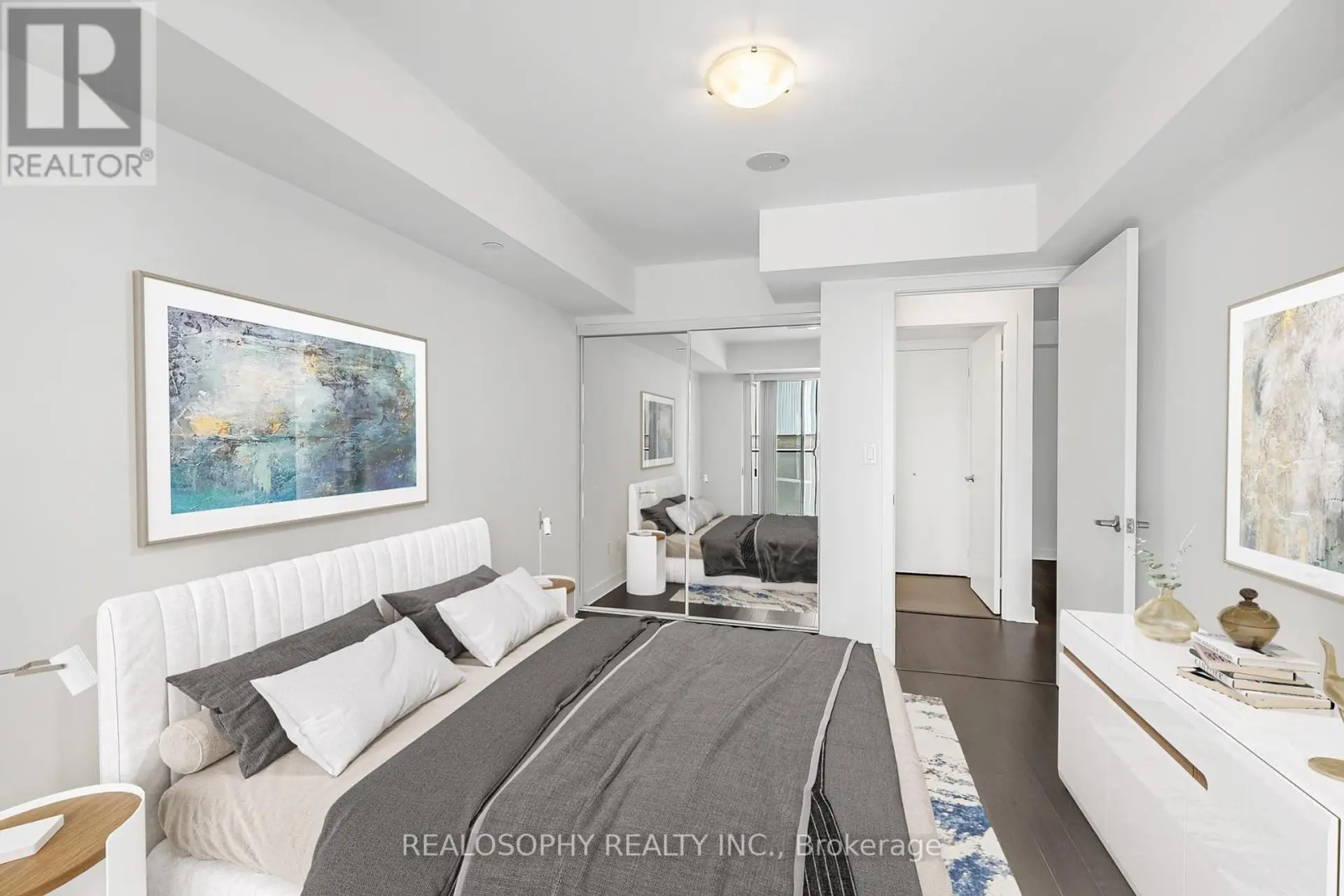 #506 58 ORCHARD VIEW BOULEVARD - Image 8