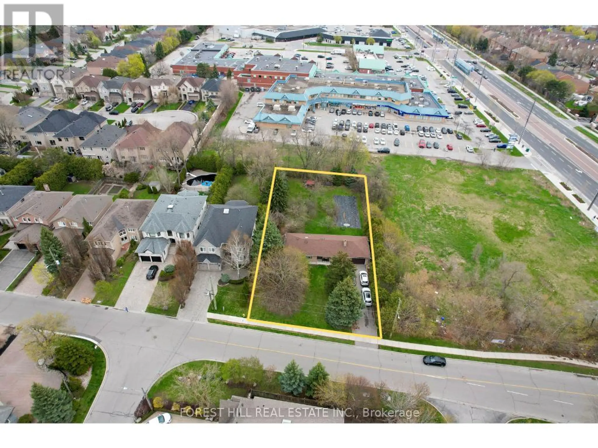 27 VAUGHAN BOULEVARD - Image 1