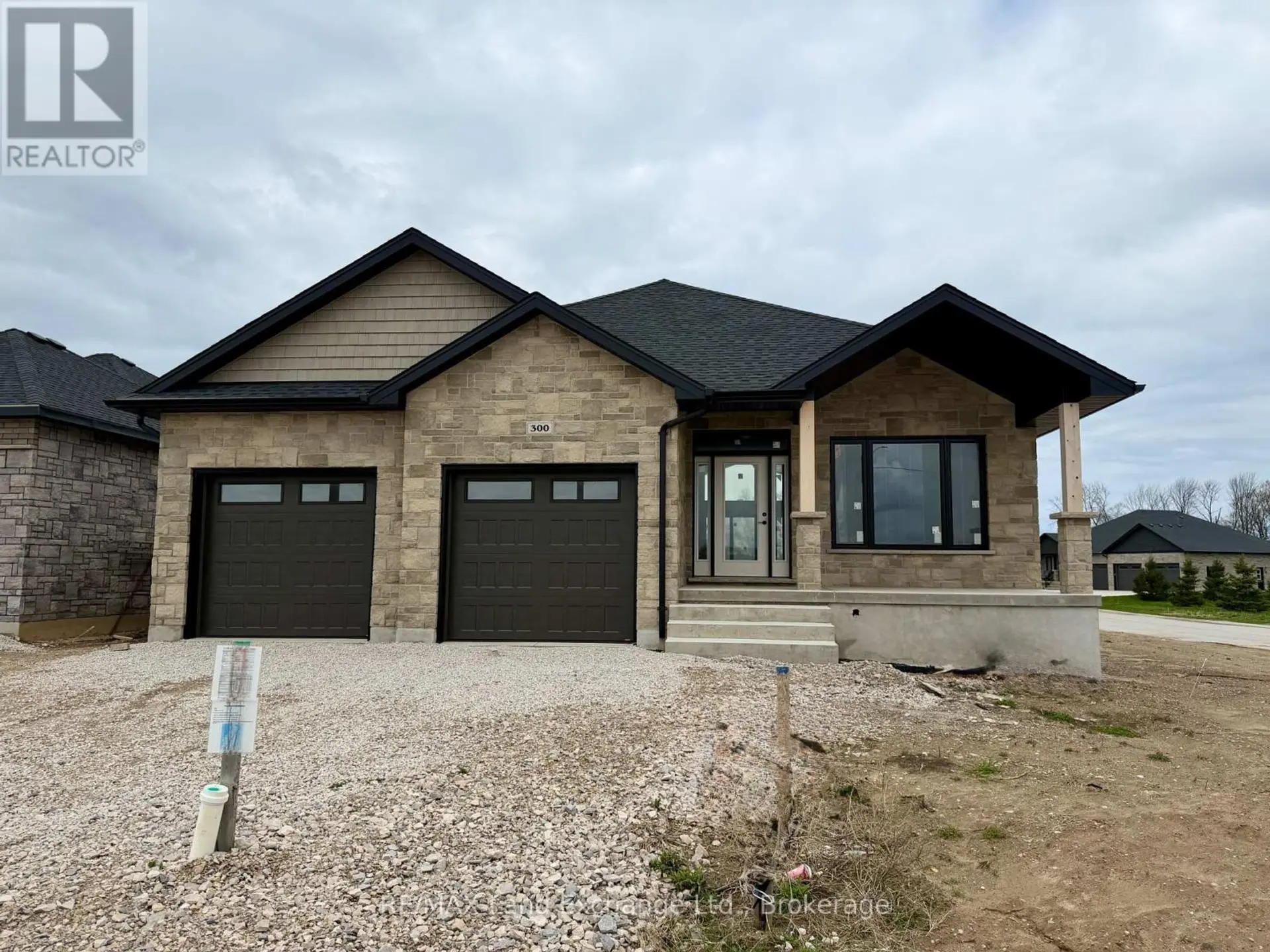 300 RIDGE STREET - Image 1