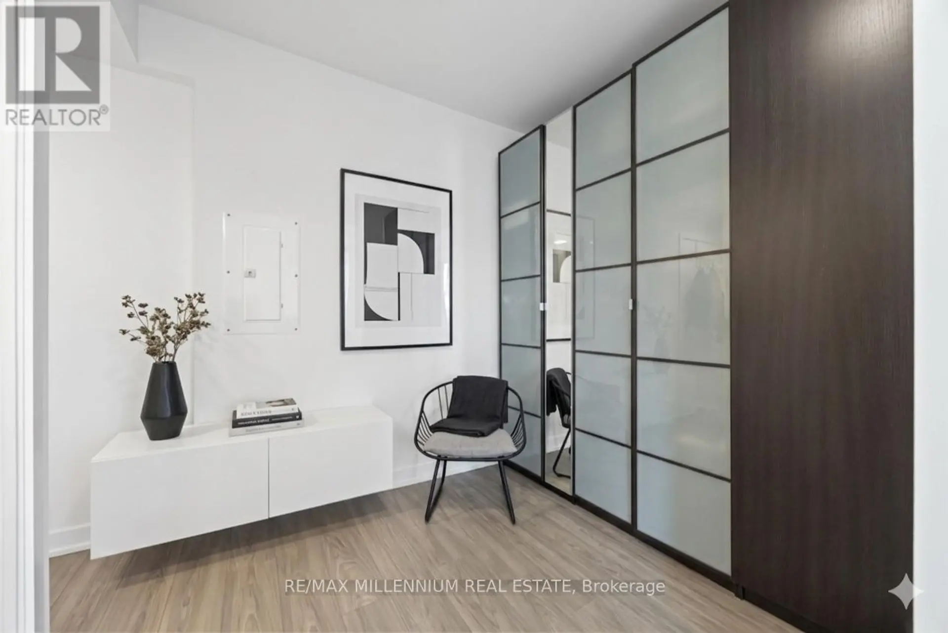 #1312 120 PARLIAMENT STREET - Image 1