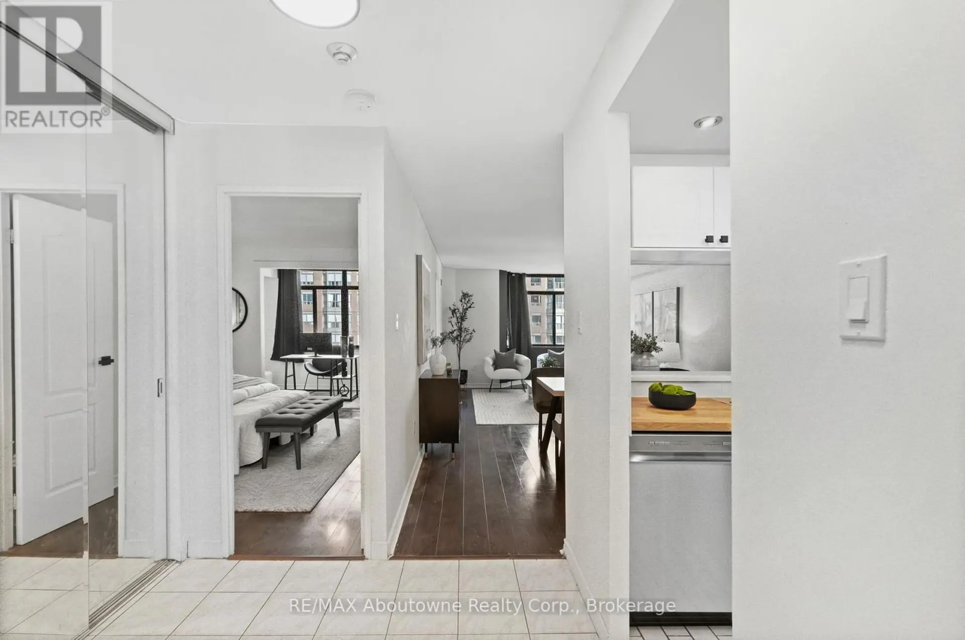 #1108 300 WEBB DRIVE - Image 4