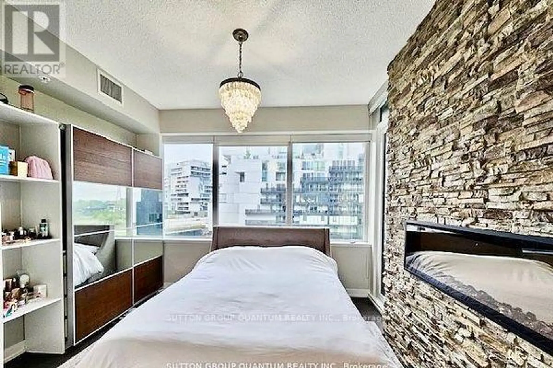 #N505 120 BAYVIEW AVENUE - Image 10