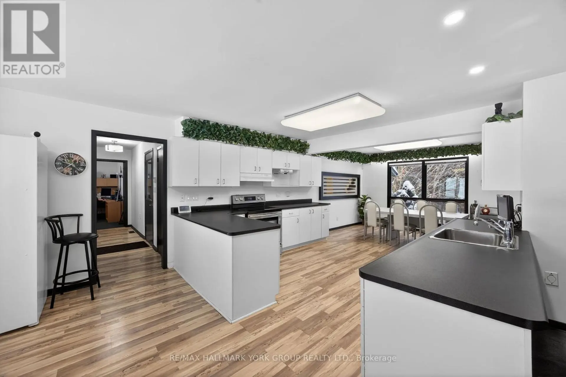 570 KETTLEBY ROAD - Image 6