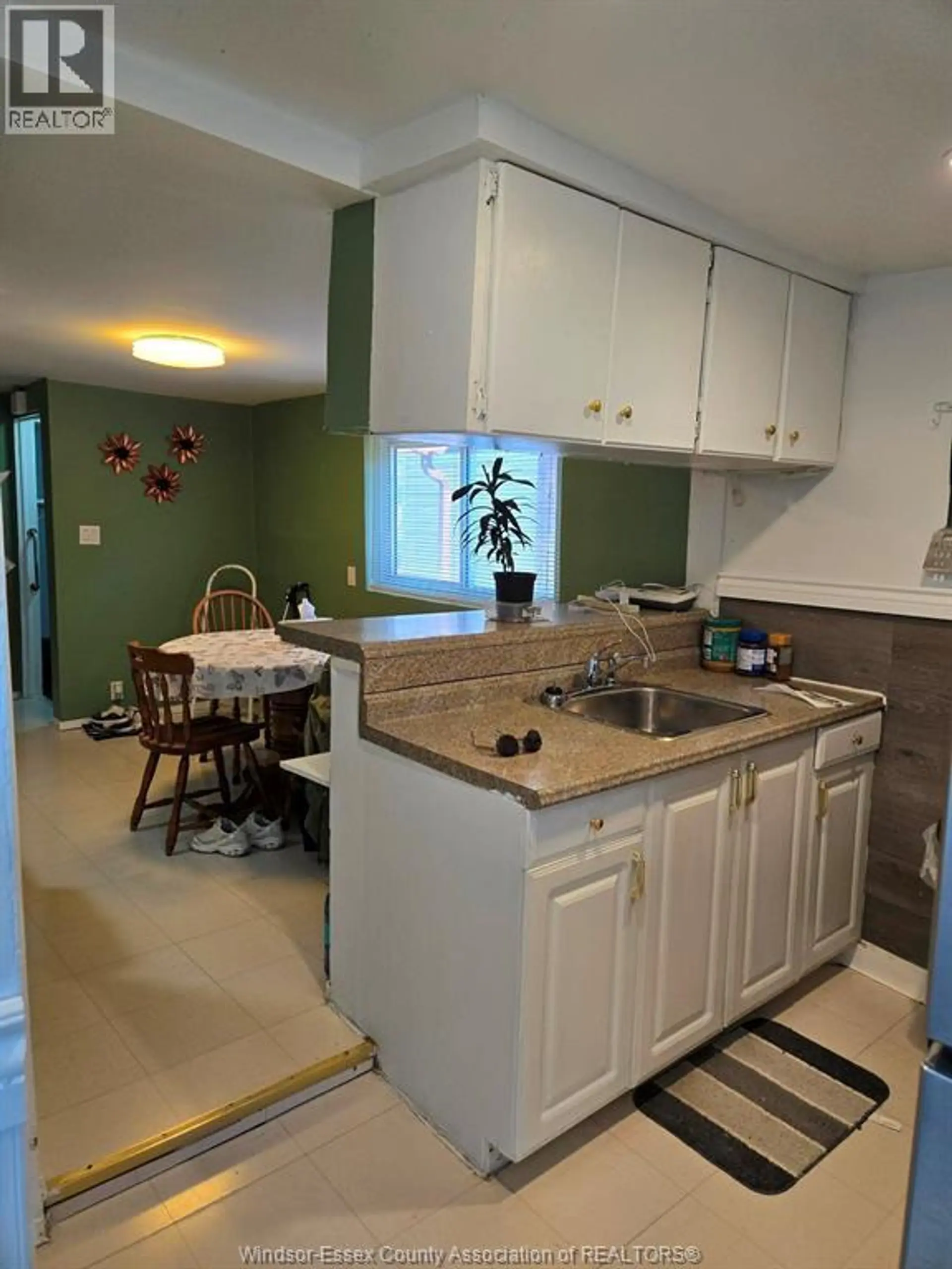 3595 QUEEN - Image 12