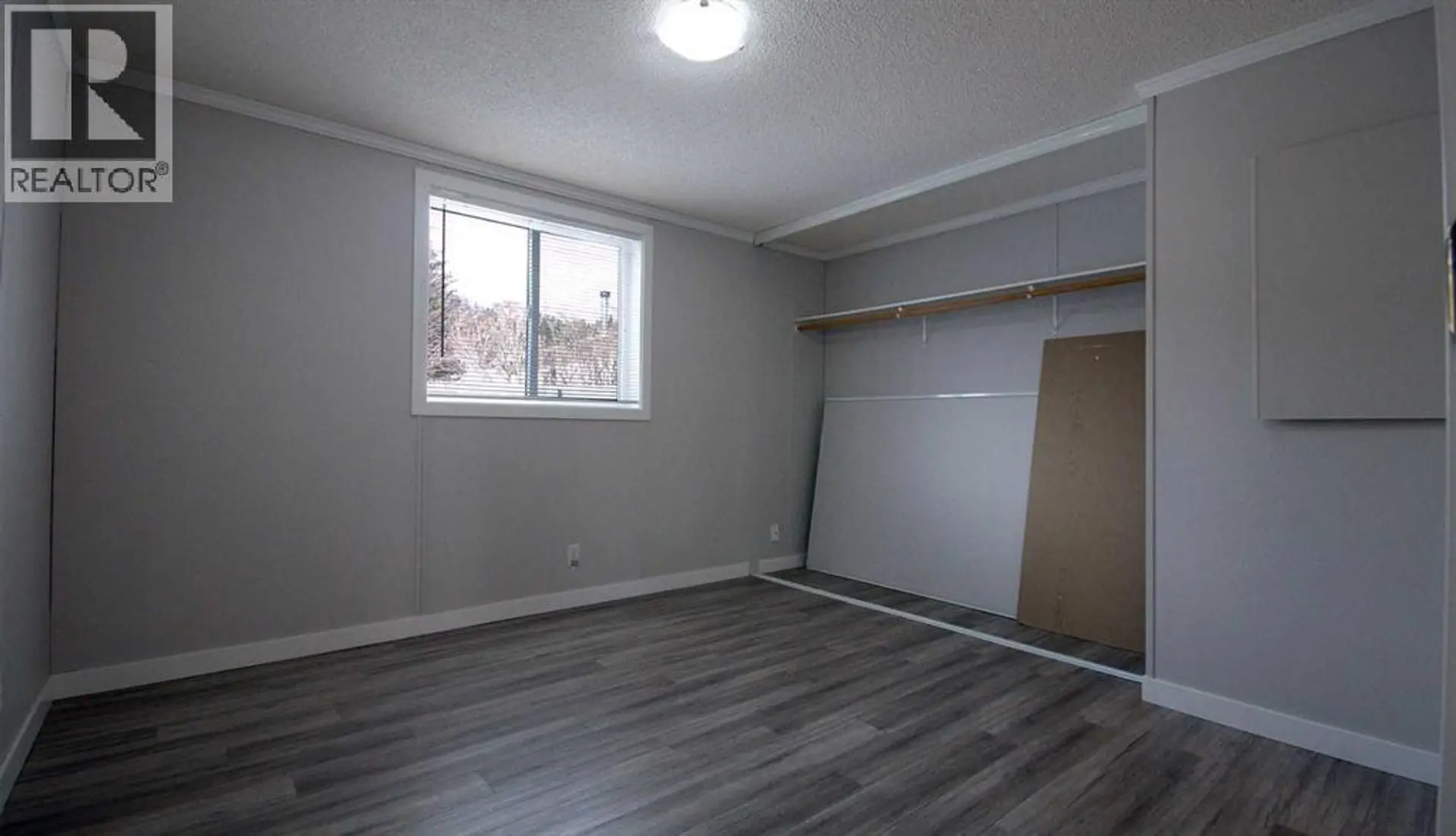 33, 6101 20th Avenue - Image 7