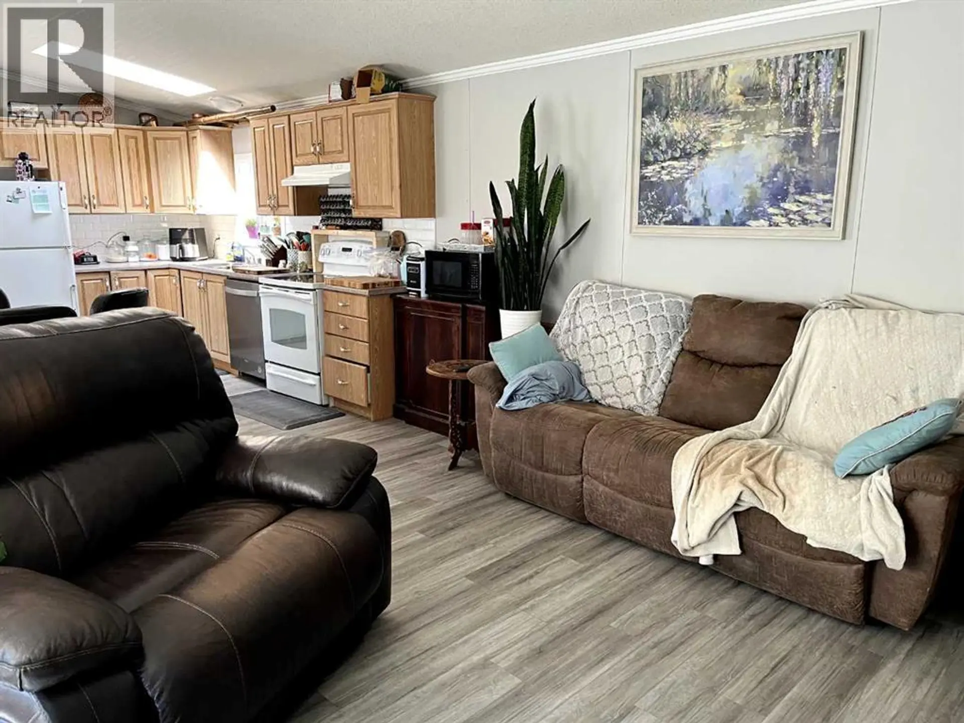 33, 6101 20th Avenue - Image 12