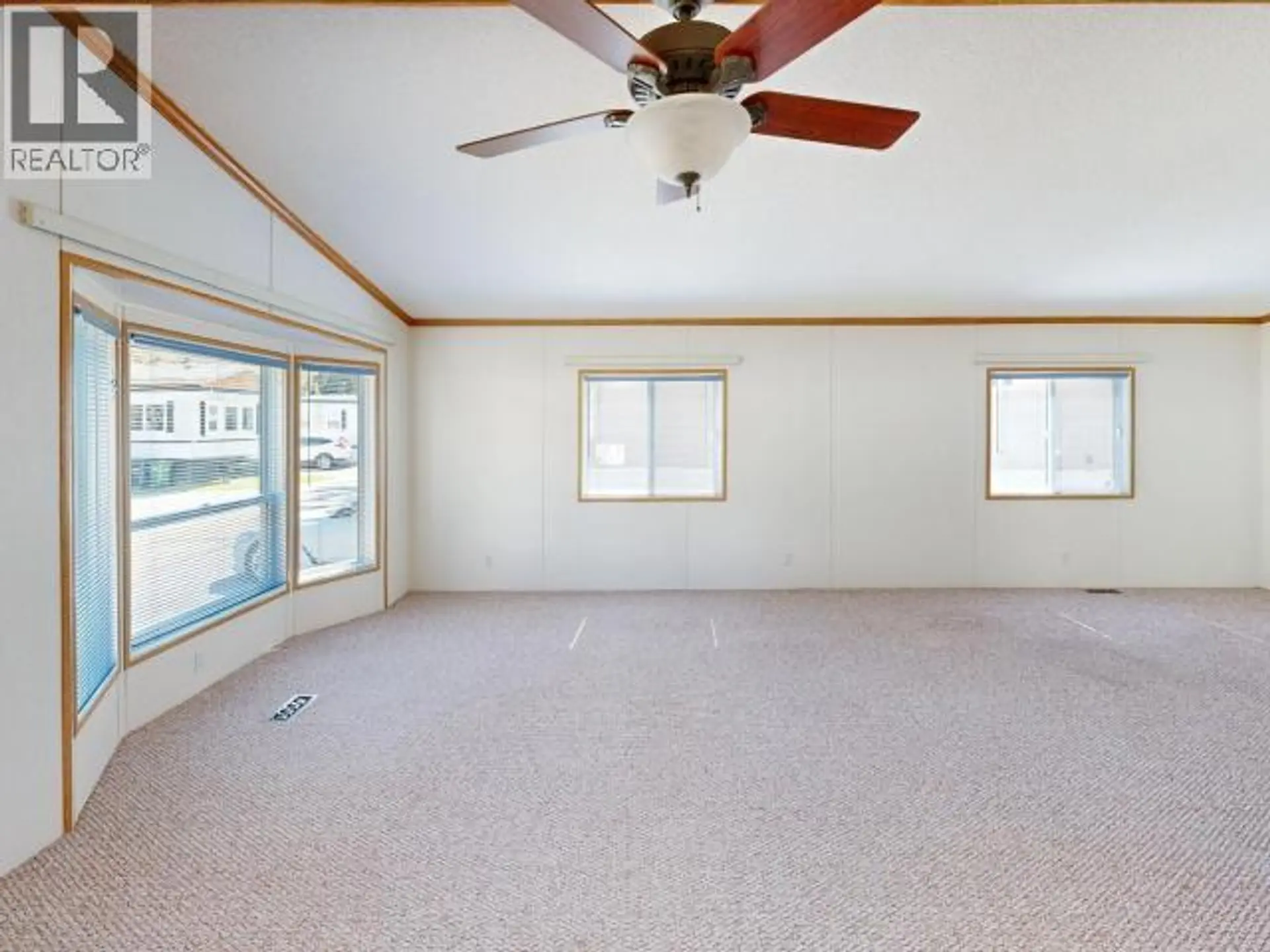 22-5455 BORDEN PLACE - Image 7