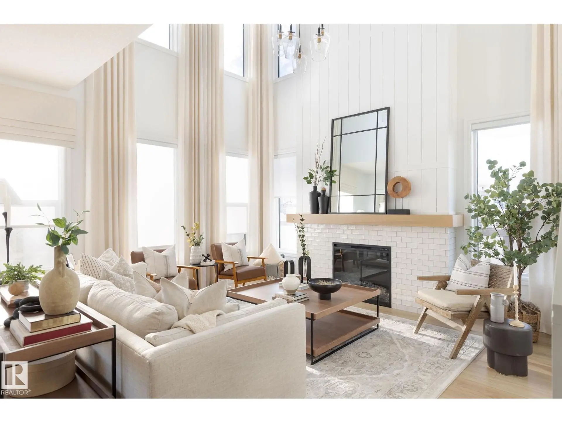 214 SEDUM WY - Image 4
