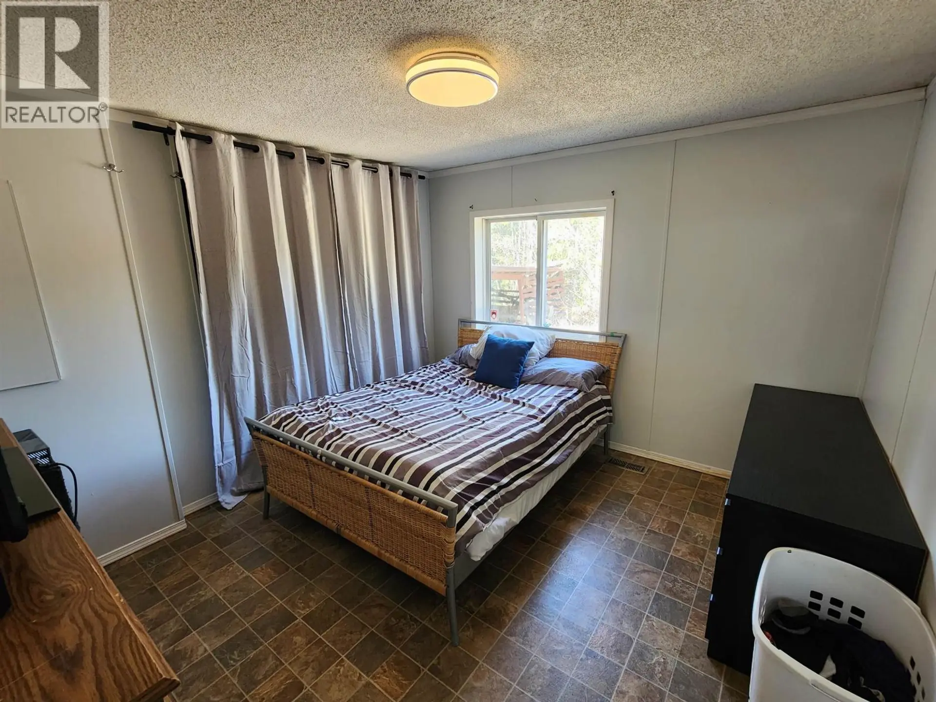 16110 WRIGHT CREEK ROAD - Image 14