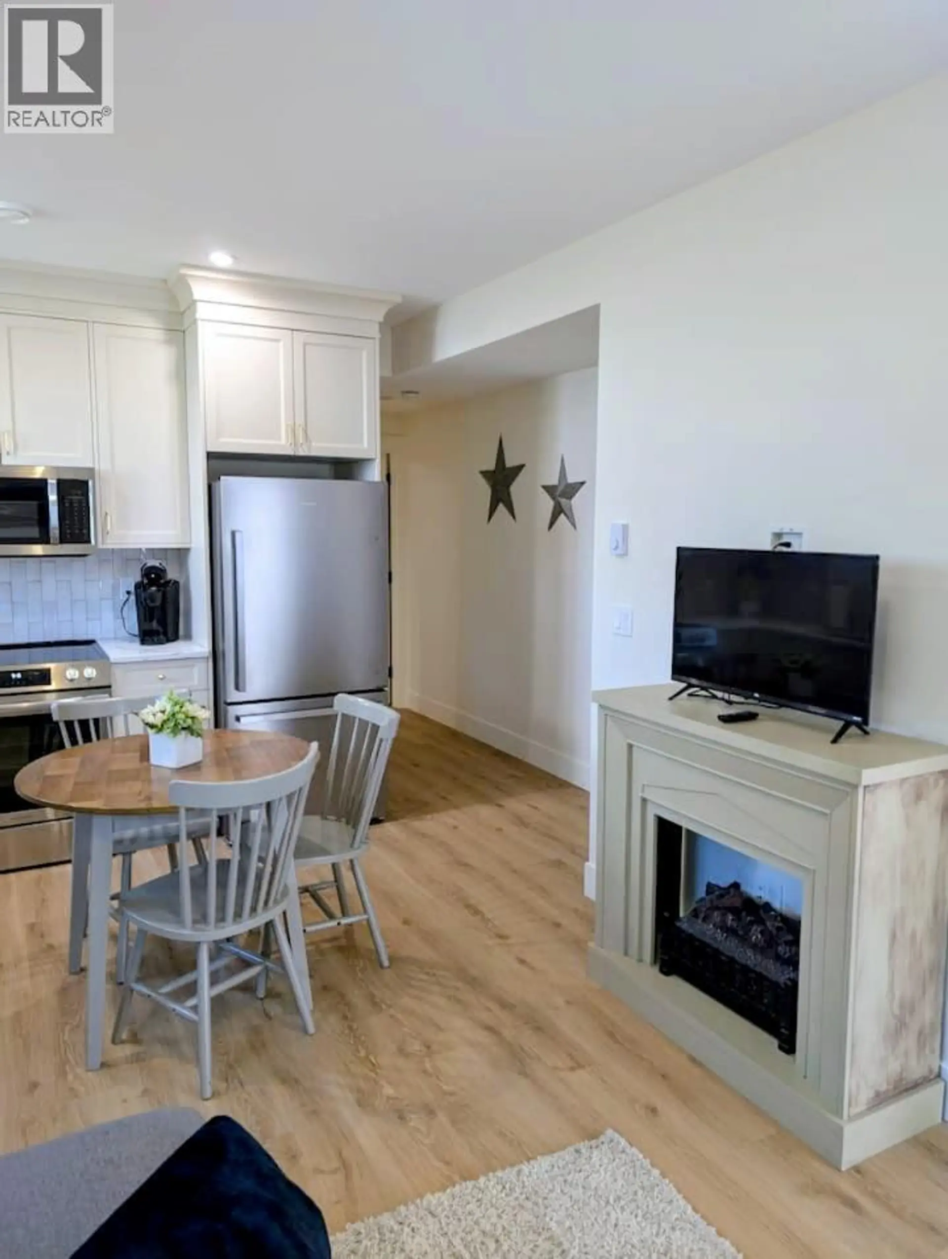 #A & C 126 13th Avenue S - Image 17