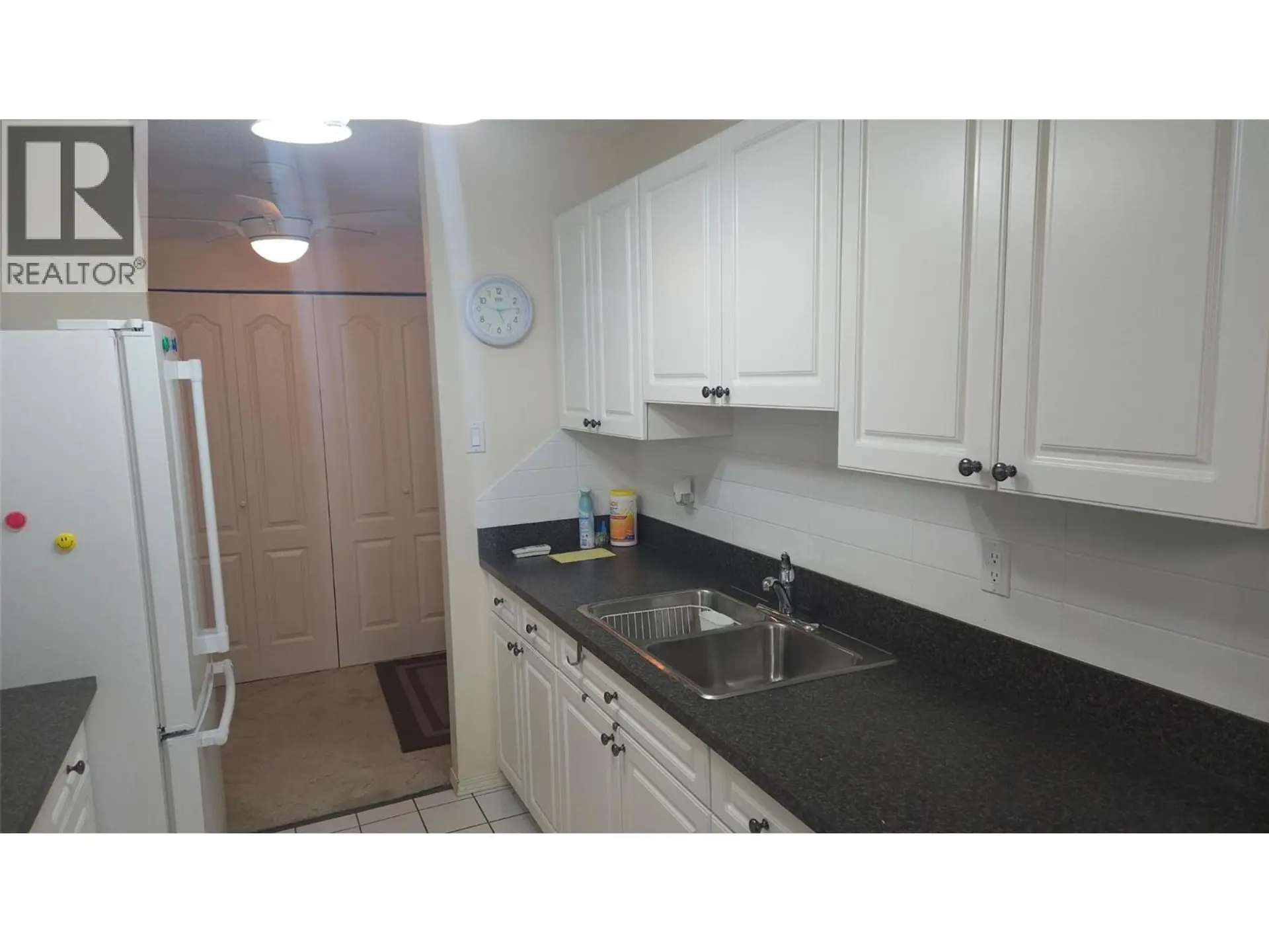 #348 1560 Summit Drive - Image 8
