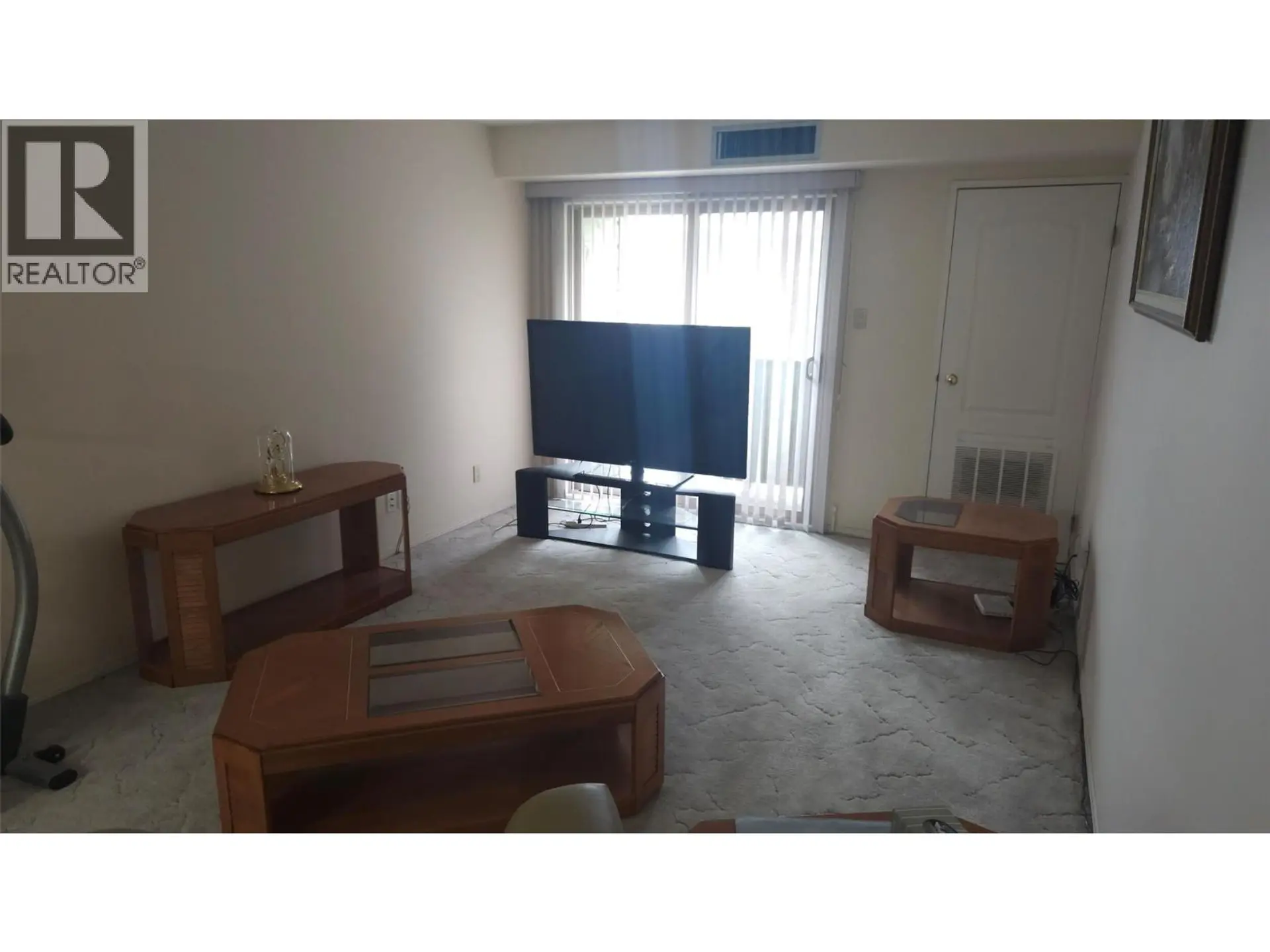 #348 1560 Summit Drive - Image 2