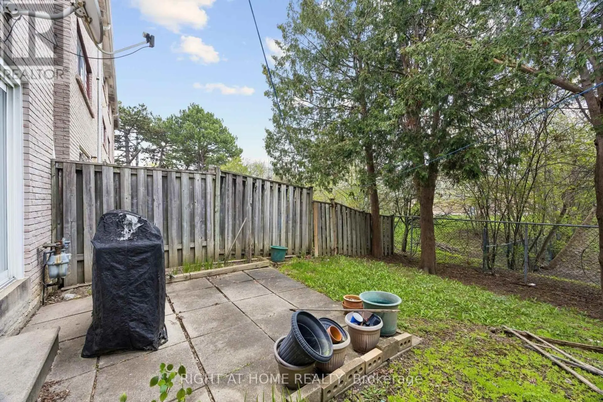 #5 2002 MARTIN GROVE ROAD - Image 17