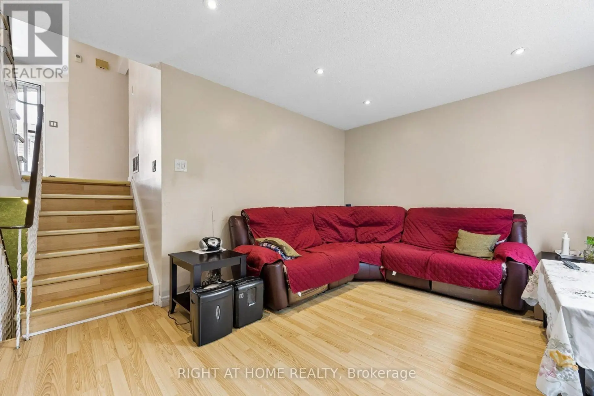 #5 2002 MARTIN GROVE ROAD - Image 6