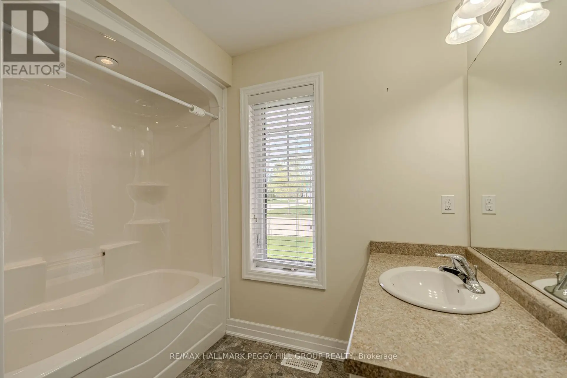 10 GREW CRESCENT - Image 12