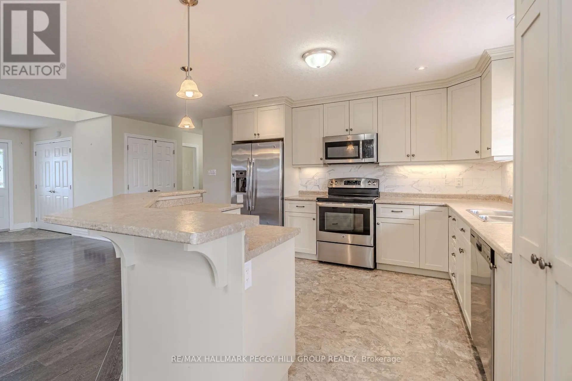 10 GREW CRESCENT - Image 6