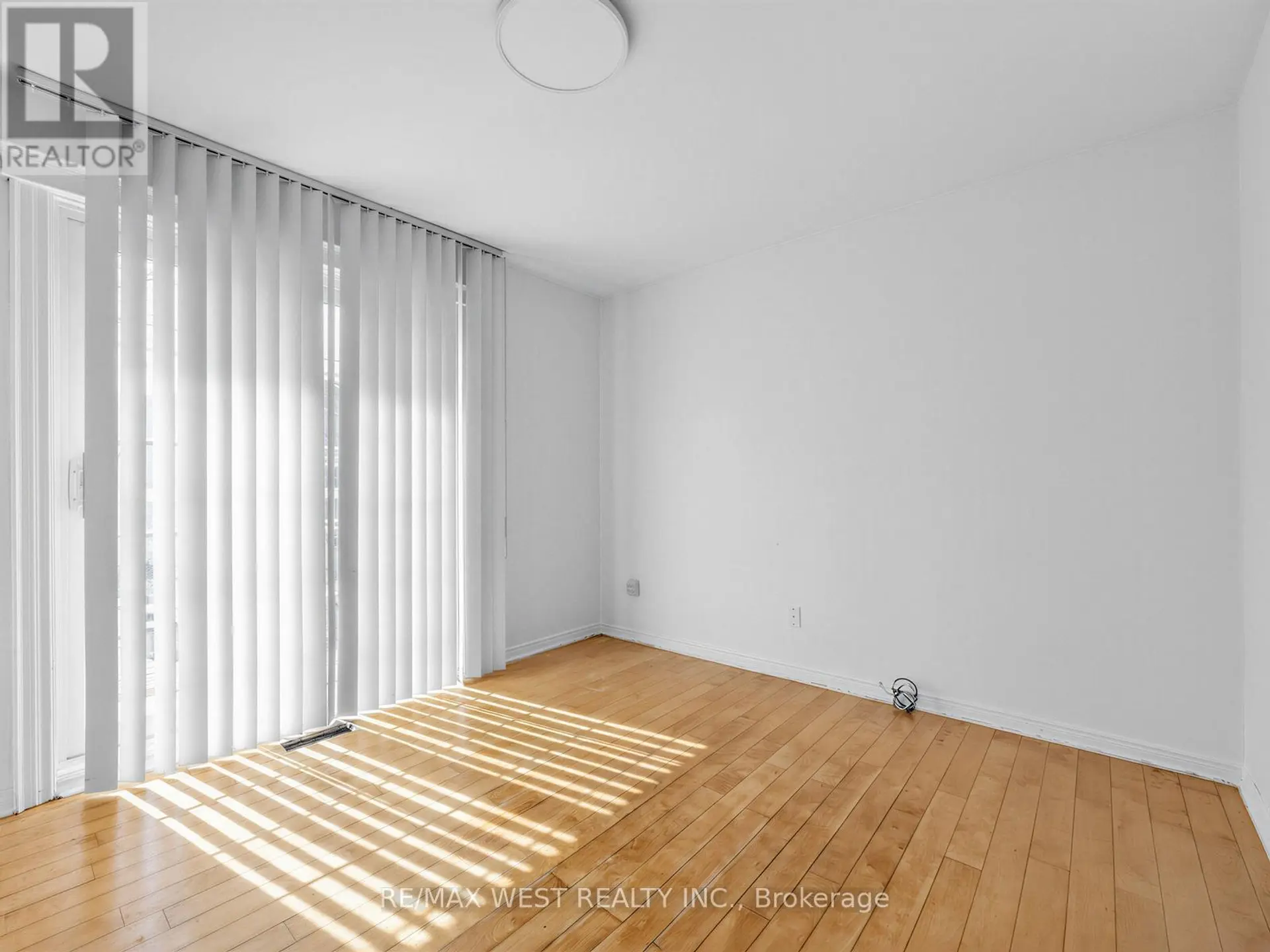 578 BELLAMY ROAD N - Image 11