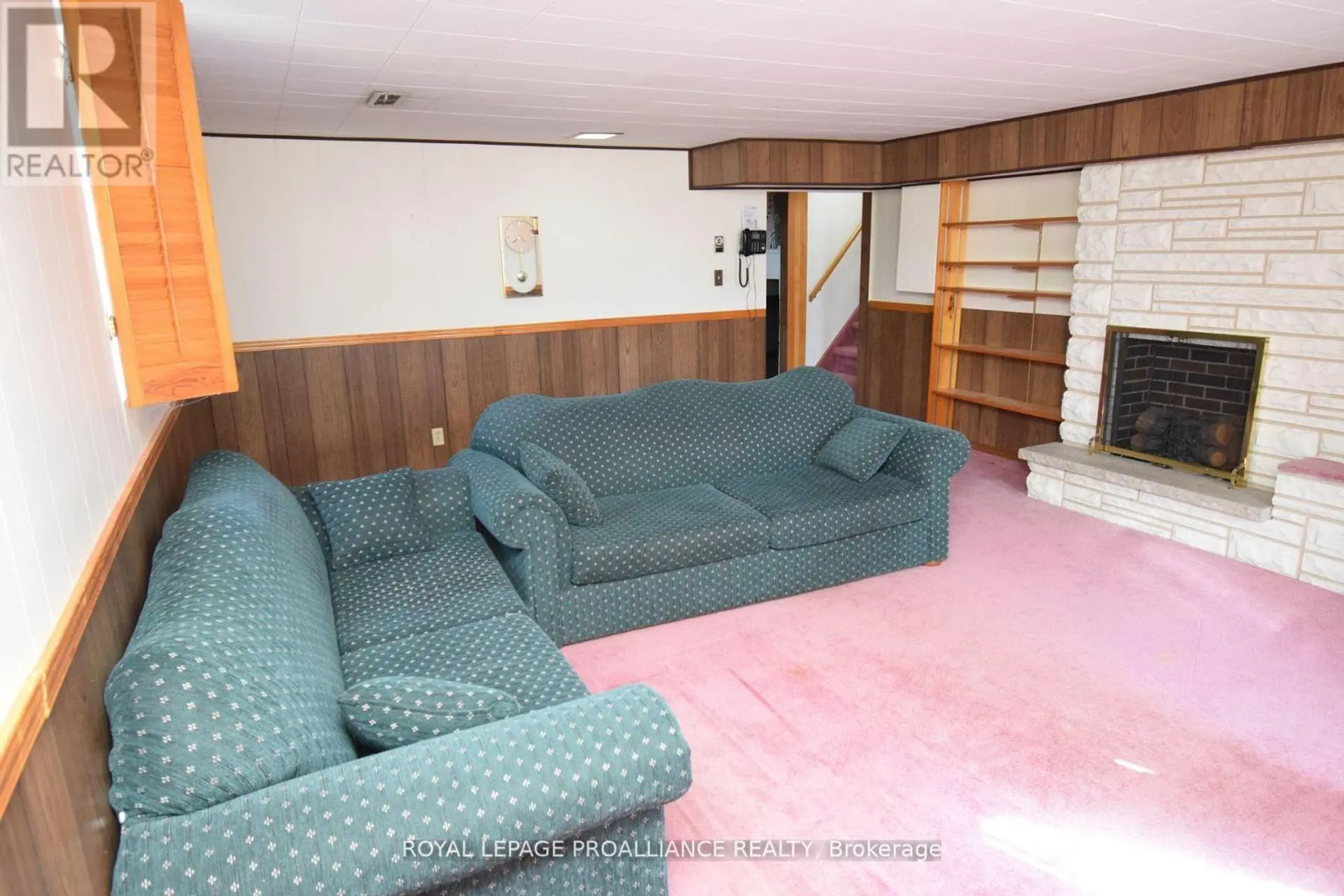 8 WALDEN CIRCLE - Image 11