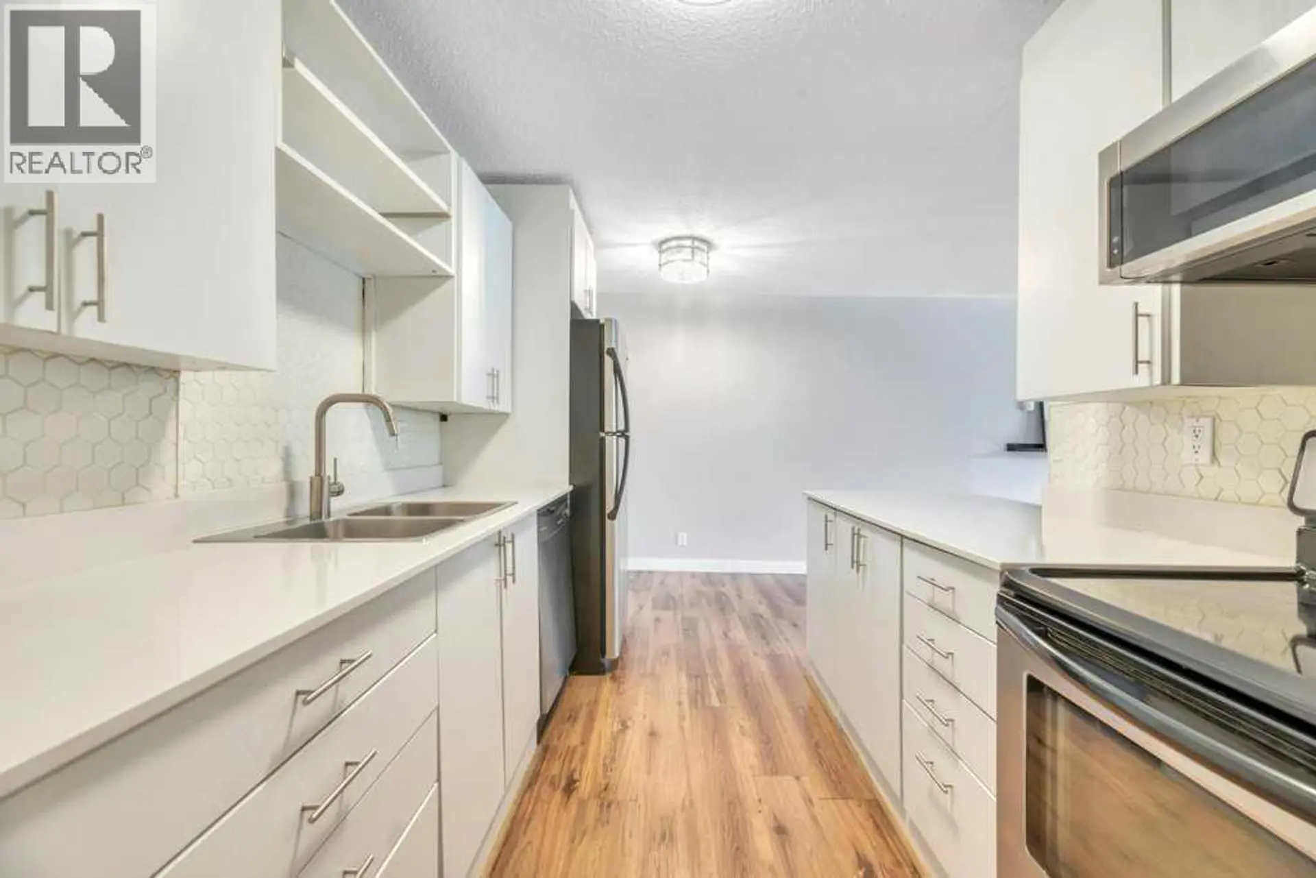 #206 507 57 Avenue SW - Image 6