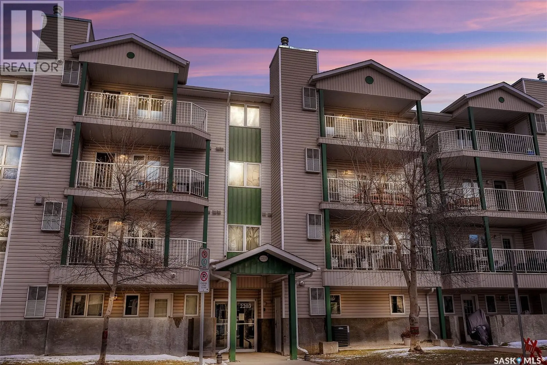 #208 2203 Angus STREET - Image 2