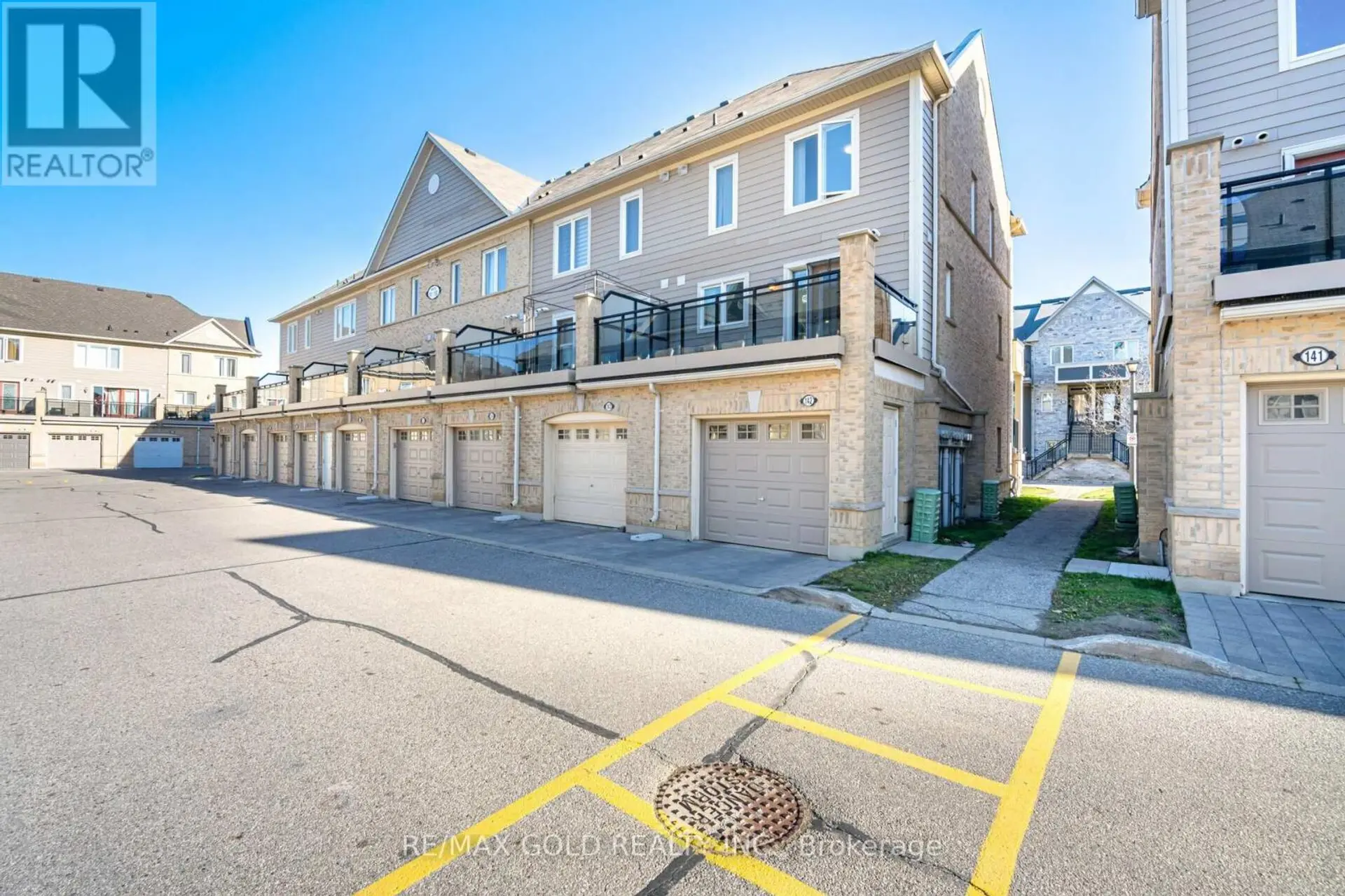 #142 60 FAIRWOOD CIRCLE - Image 15