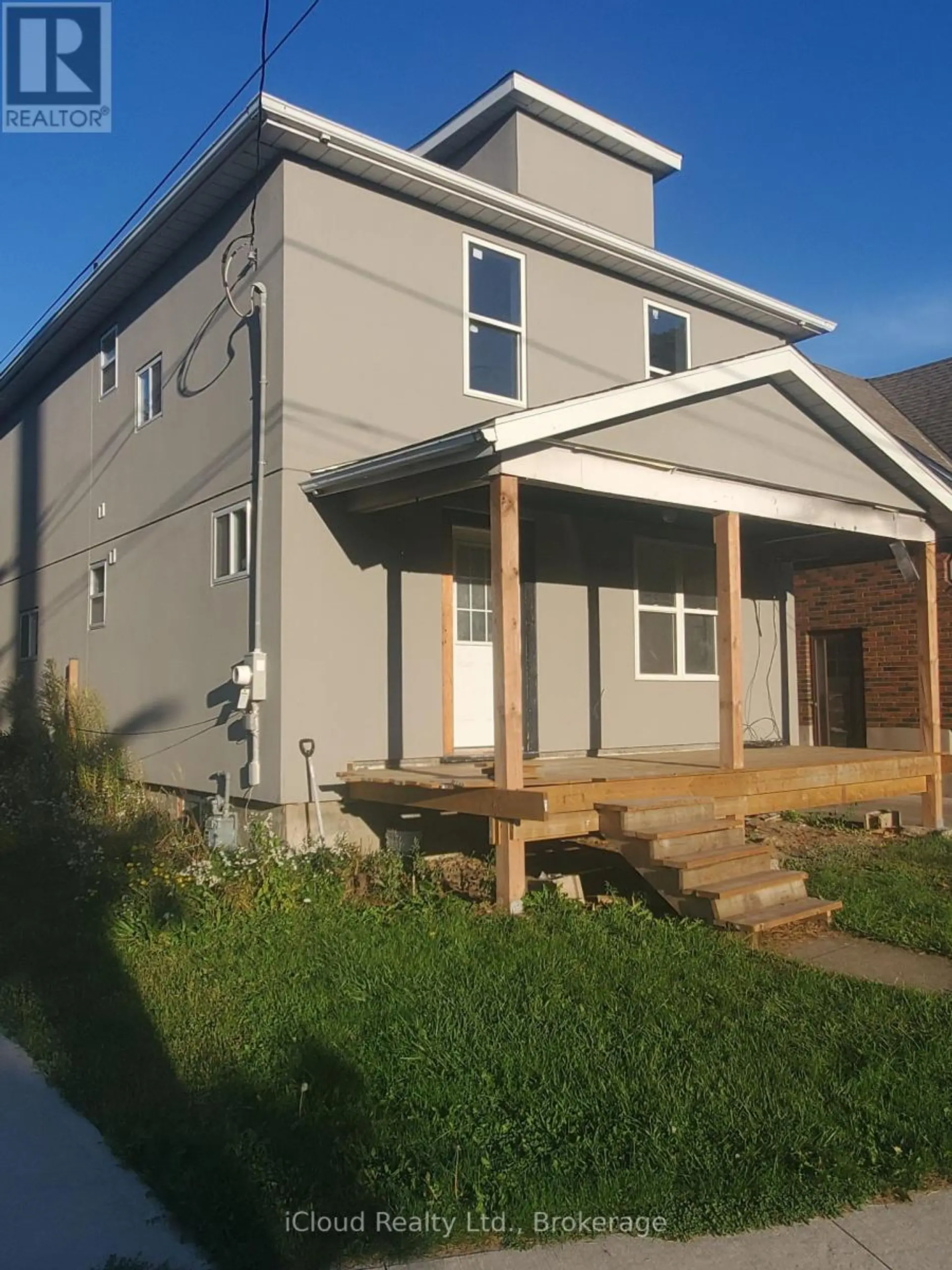 62 CURRIE STREET - Image 1