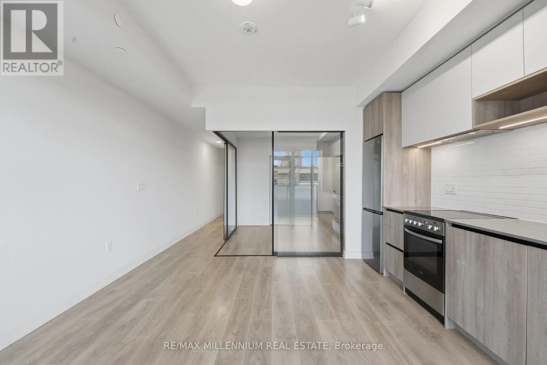 #314 181 STERLING ROAD - Image 10