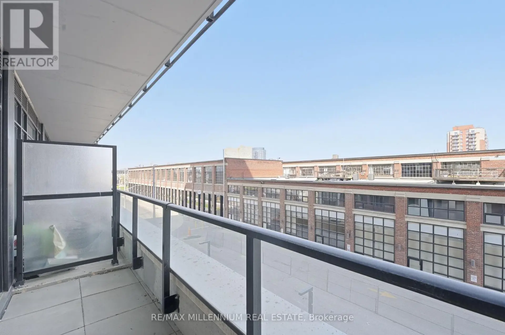 #314 181 STERLING ROAD - Image 17